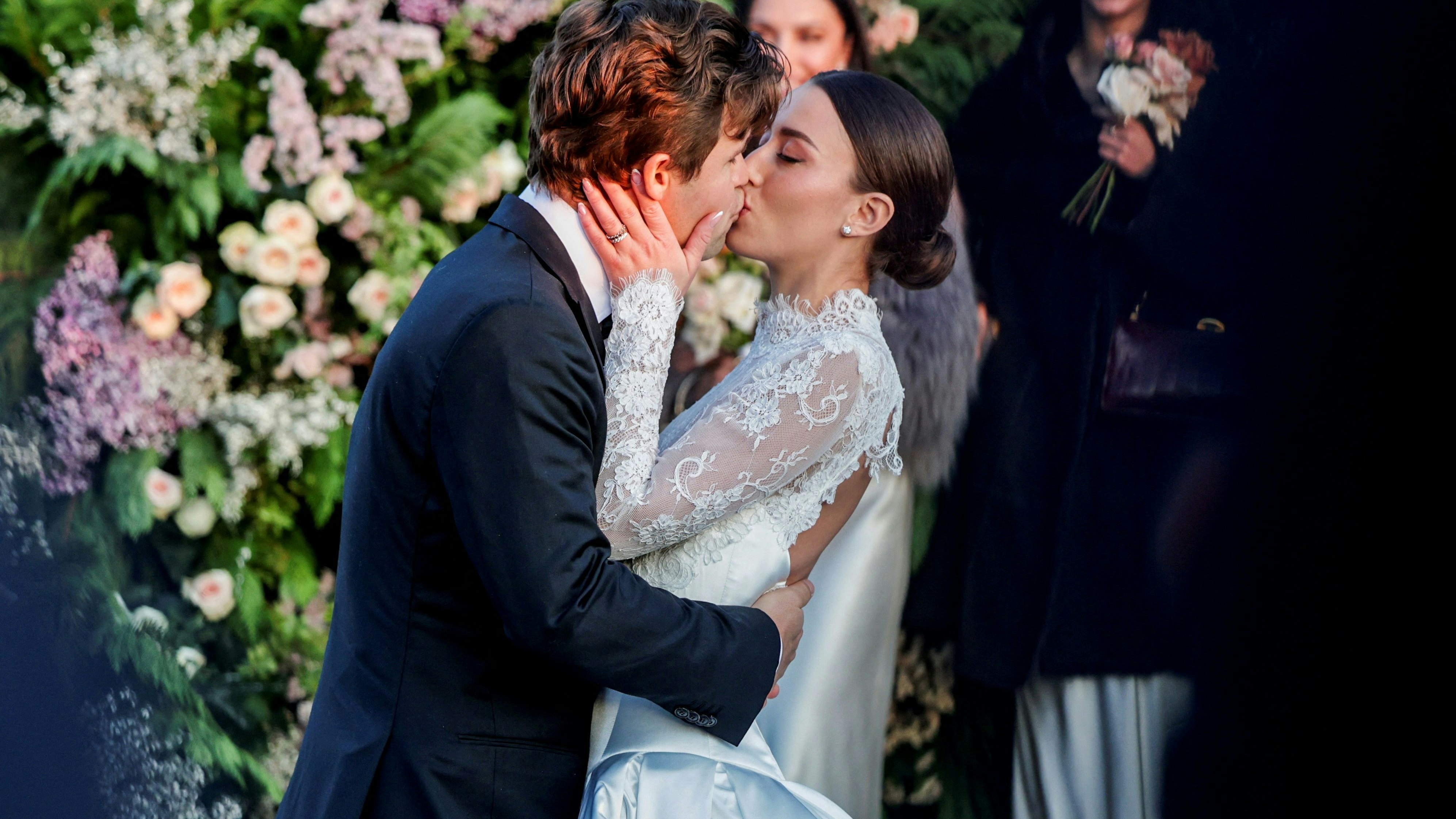 Schach-Star Magnus Carlsen hat seine Ella geheiratet. 