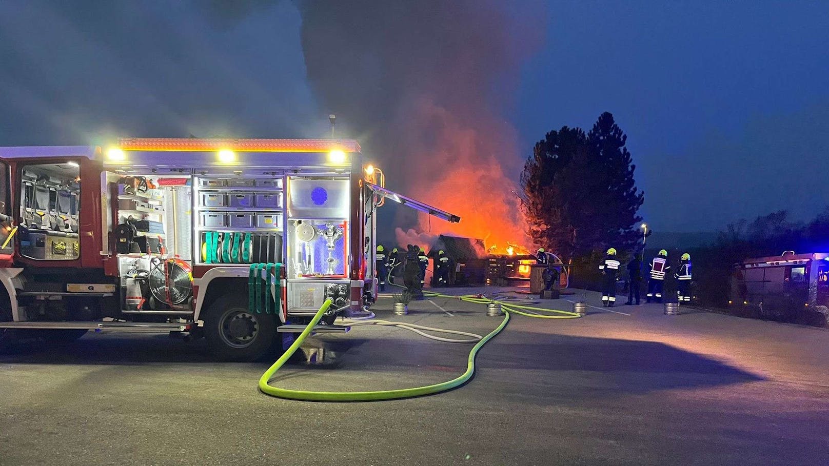 Gegen 7.15 Uhr musste die Feuerwehr zu dem Brand ausrücken. Die 