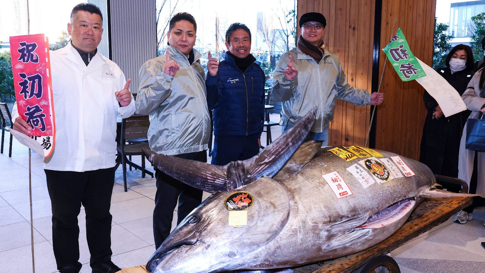 Für diesen Thunfisch blätterte ein Käufer umgerechnet 1,2 Millionen Euro hin.