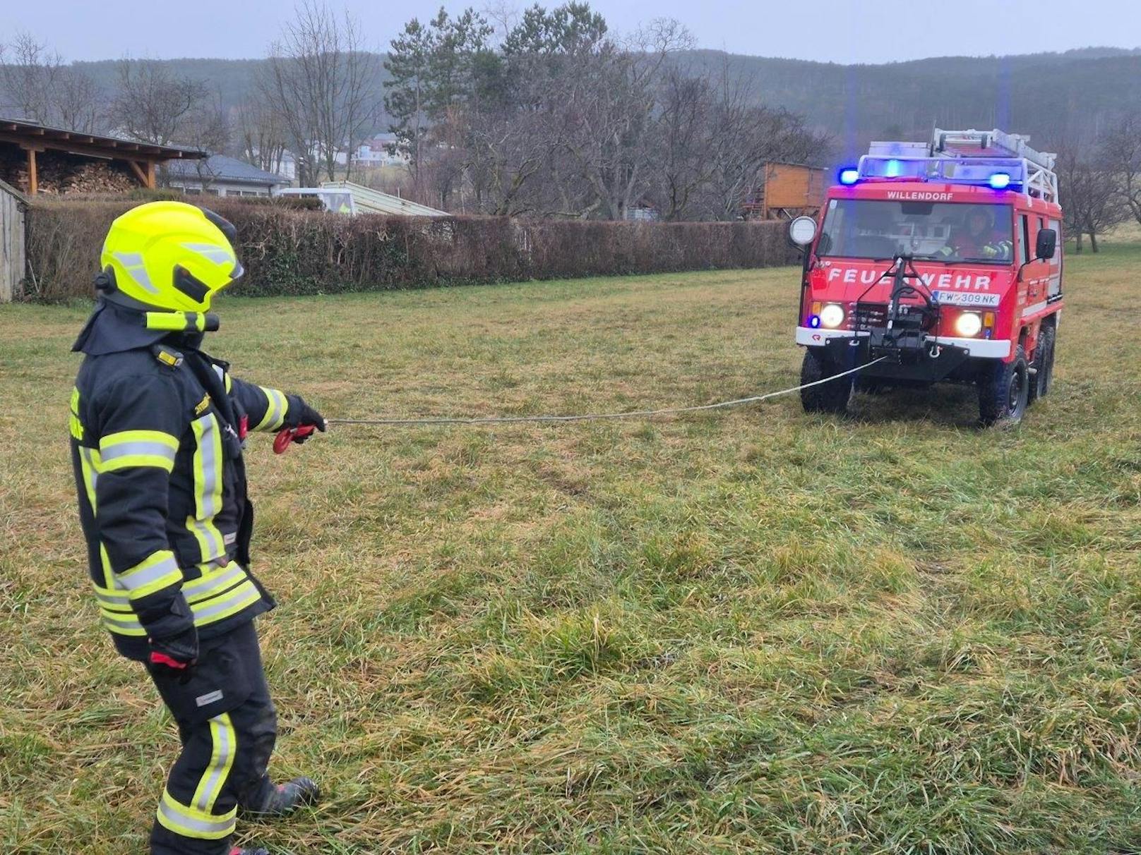 Lkw gegen Zug – schwerer Crash in Niederösterreich﻿