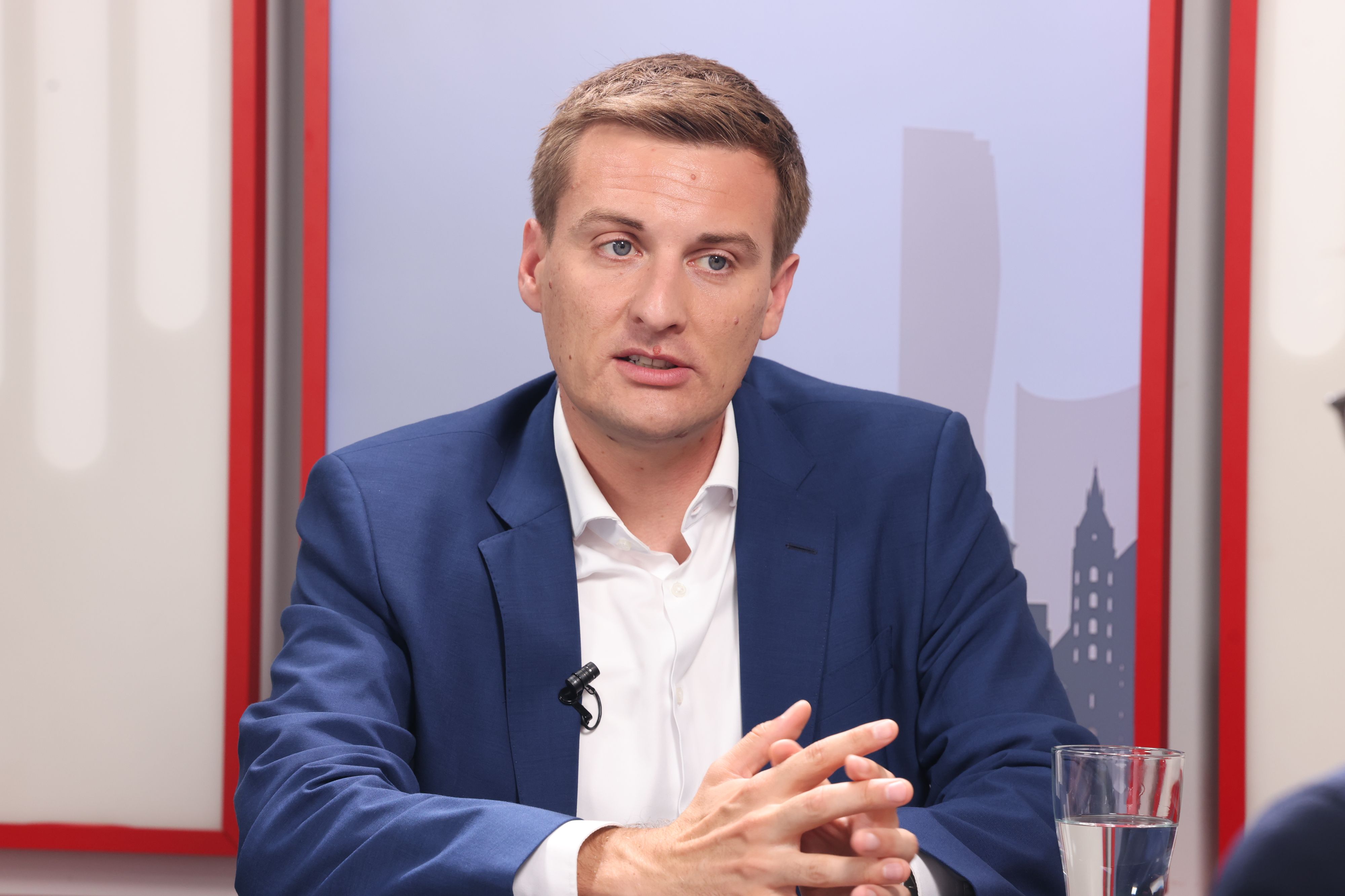 Heute.at - Mehr Deutschkurse, Schulgeld und 1.500-€-Lehrlingsbonus