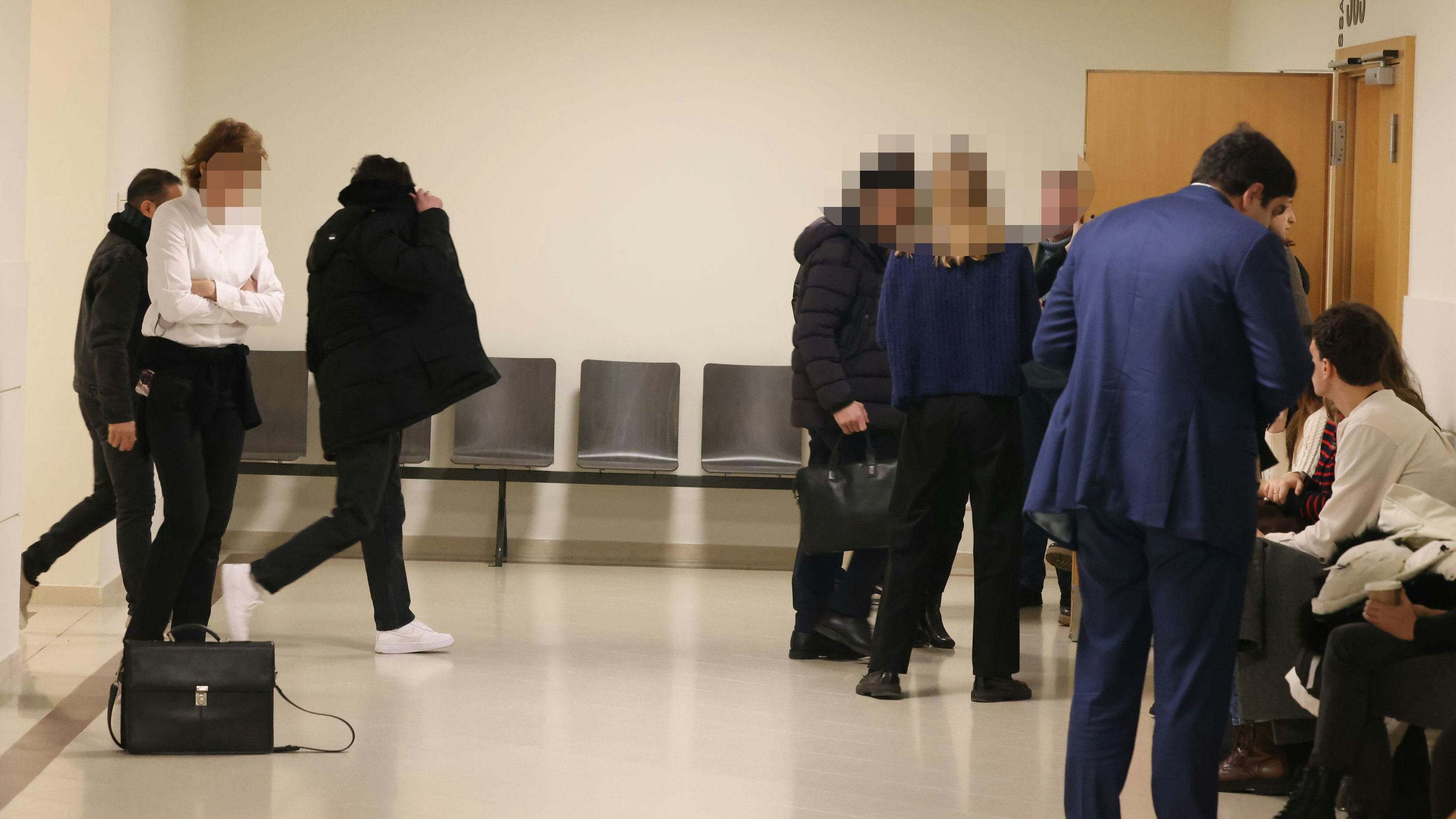 Heute.at - Missbrauch in Hotelzimmer – Jugendgang nun vor Gericht