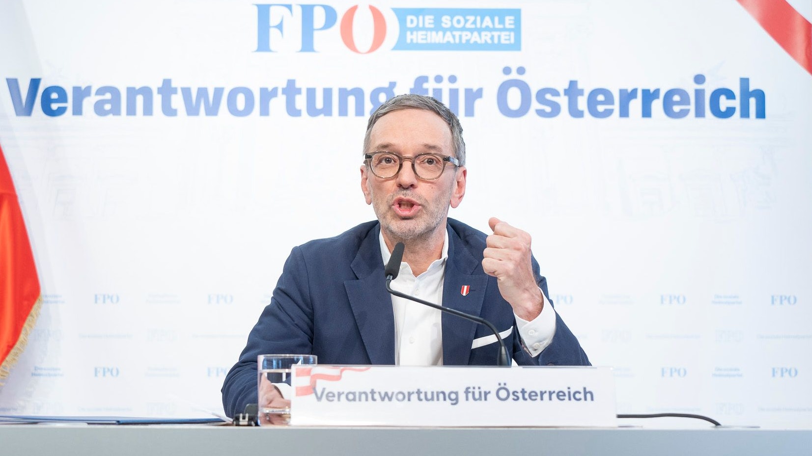 fpö vorsitzender herbert kickl bei einer pressekonferenz nachlese zum gespräch mit karl nehammer, 20241016 foto: helmut graf/tageszeitung heute