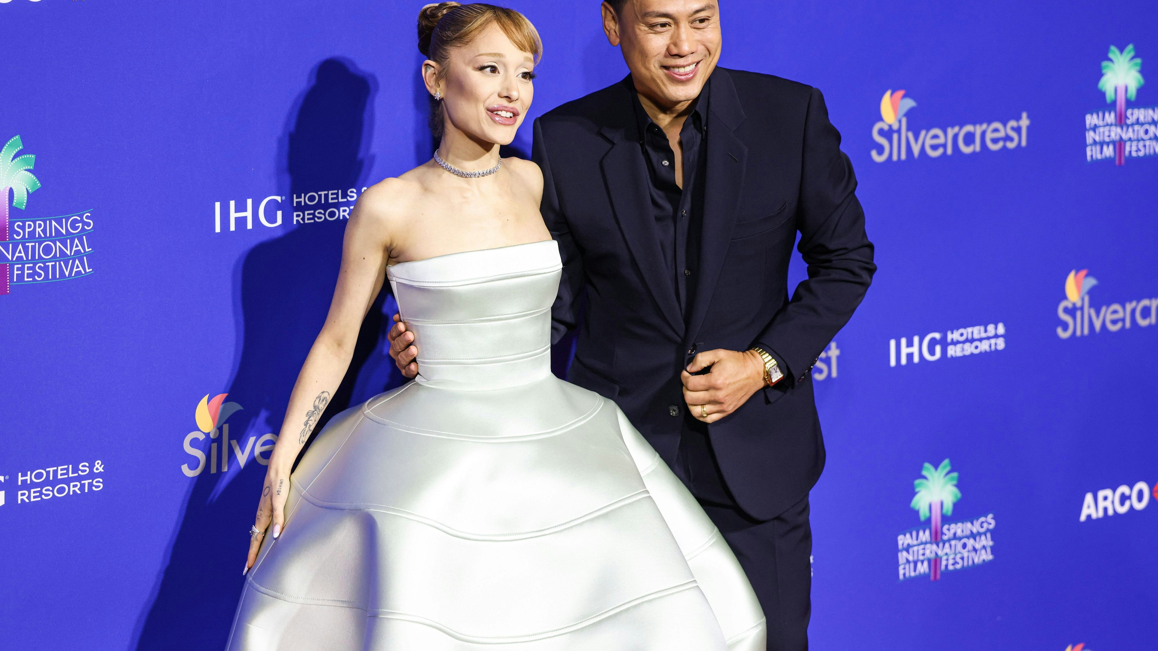 36th Annual Palm Springs International Film Festival Film Awards 2025 PALM SPRINGS, RIVERSIDE COUNTY, CALIFORNIA, USA - JANUARY 03: Ariana Grande and Jon M. Chu arrive at the 36th Annual Palm Springs International Film Festival Film Awards 2025 held at the Palm Springs Convention Center on January 3, 2025 in Palm Springs, Riverside County, California, United States., Credit:Xavier Collin / Avalon United States, California, Palm Springs, Palm Springs Convention Center PUBLICATIONxNOTxINxUKxFRAxUSA Copyright: xXavierxCollinx/xAvalonx 0951727761