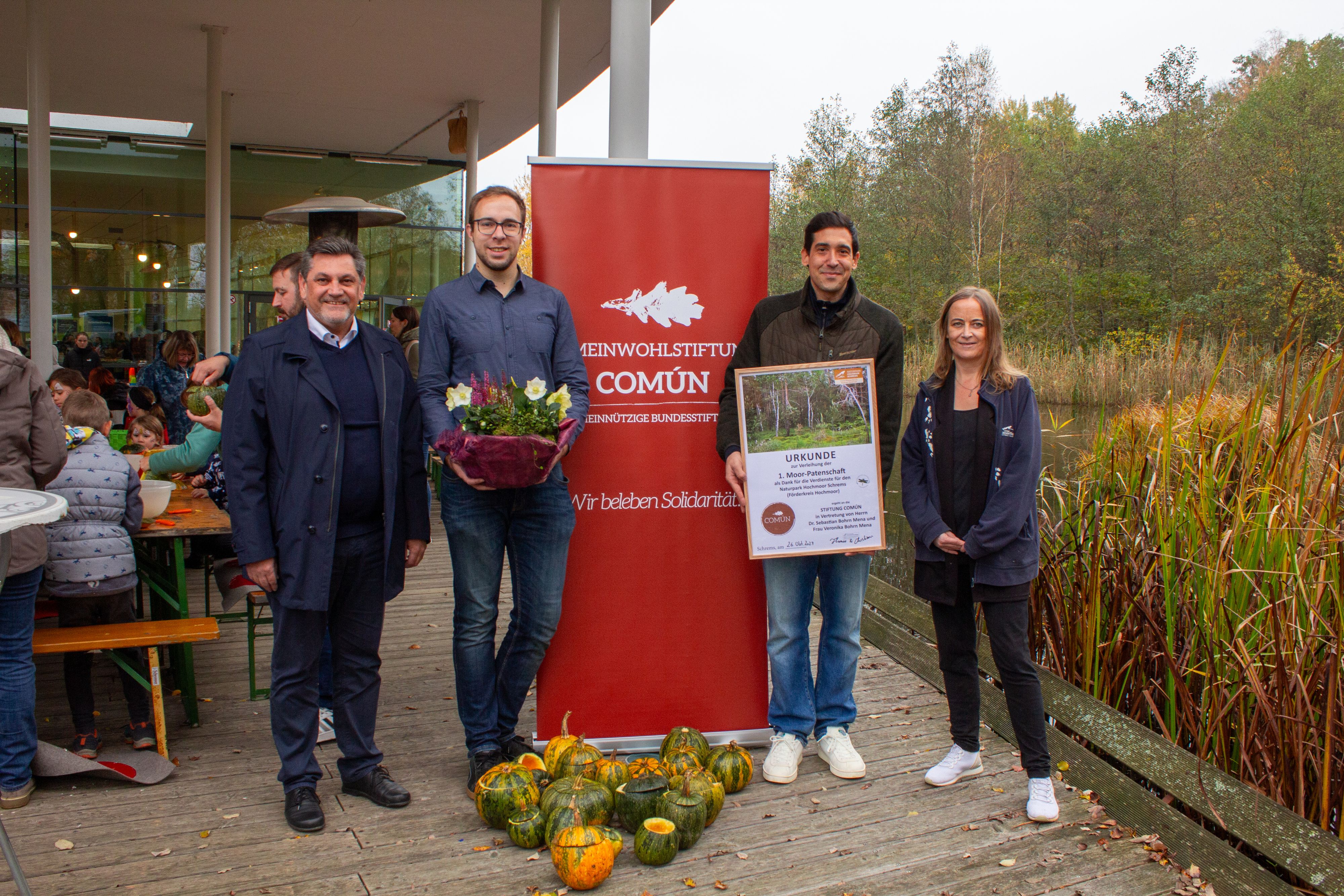 Im Oktober verlieh das UnterWasserReich die erste Moor-Patenschaft an Bohrn Mena. Nun wurde er von der Stadt mit der Leitung des Wetland City Akkreditierungskomitees beauftragt.