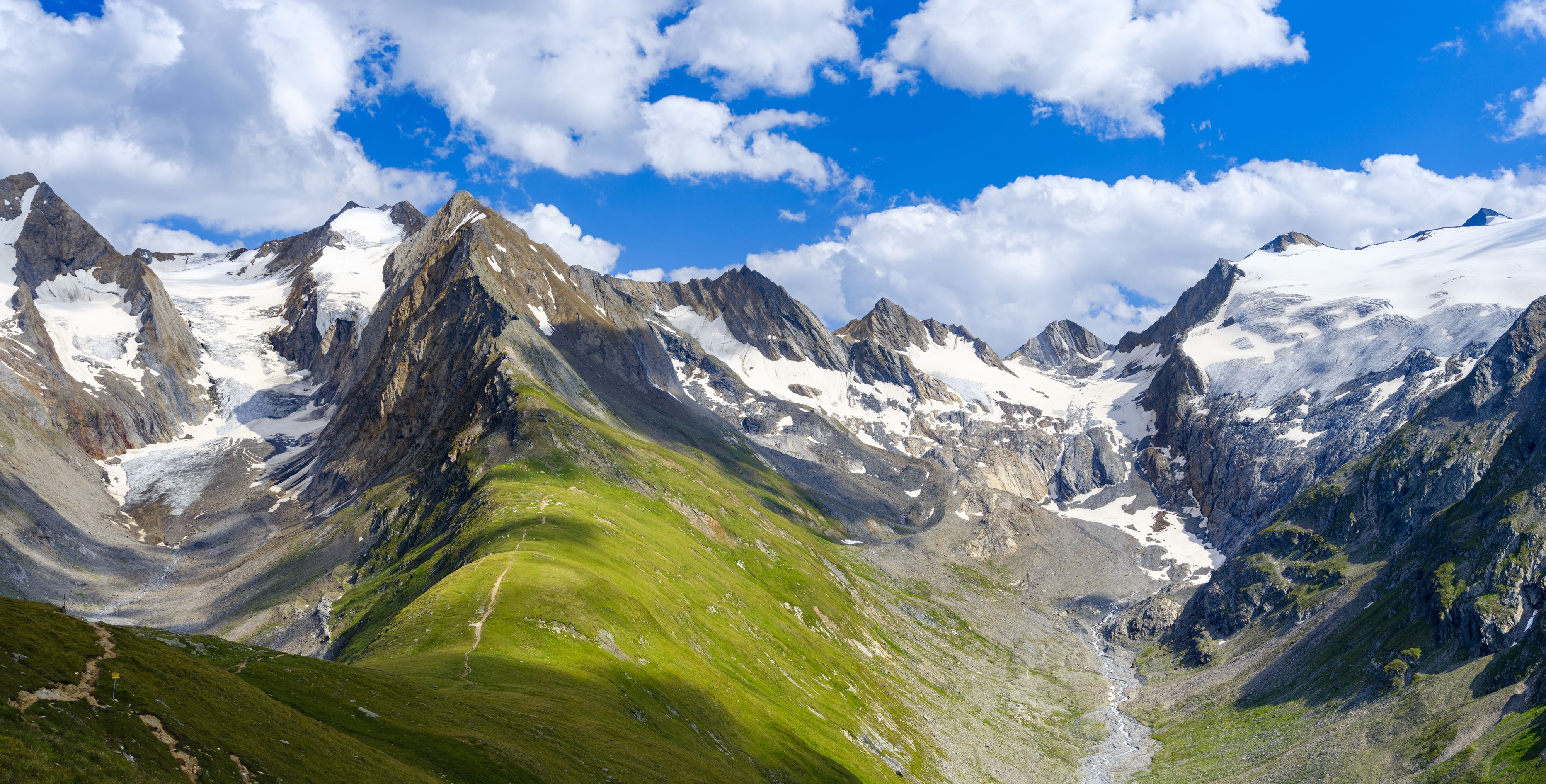 Blick in das Rotmoostal von der Hohen Mut (2670 m) bei Obergurgl.