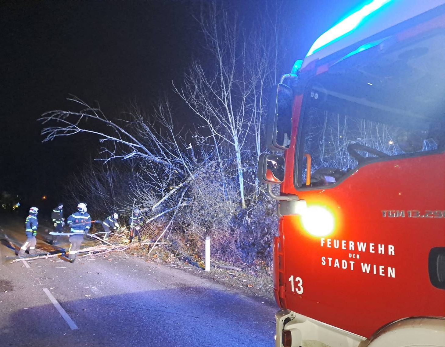 In der Nacht auf Freitag (10. Jänner 2025) stand die Berufsfeuerwehr Wien praktisch im Dauereinsatz. 