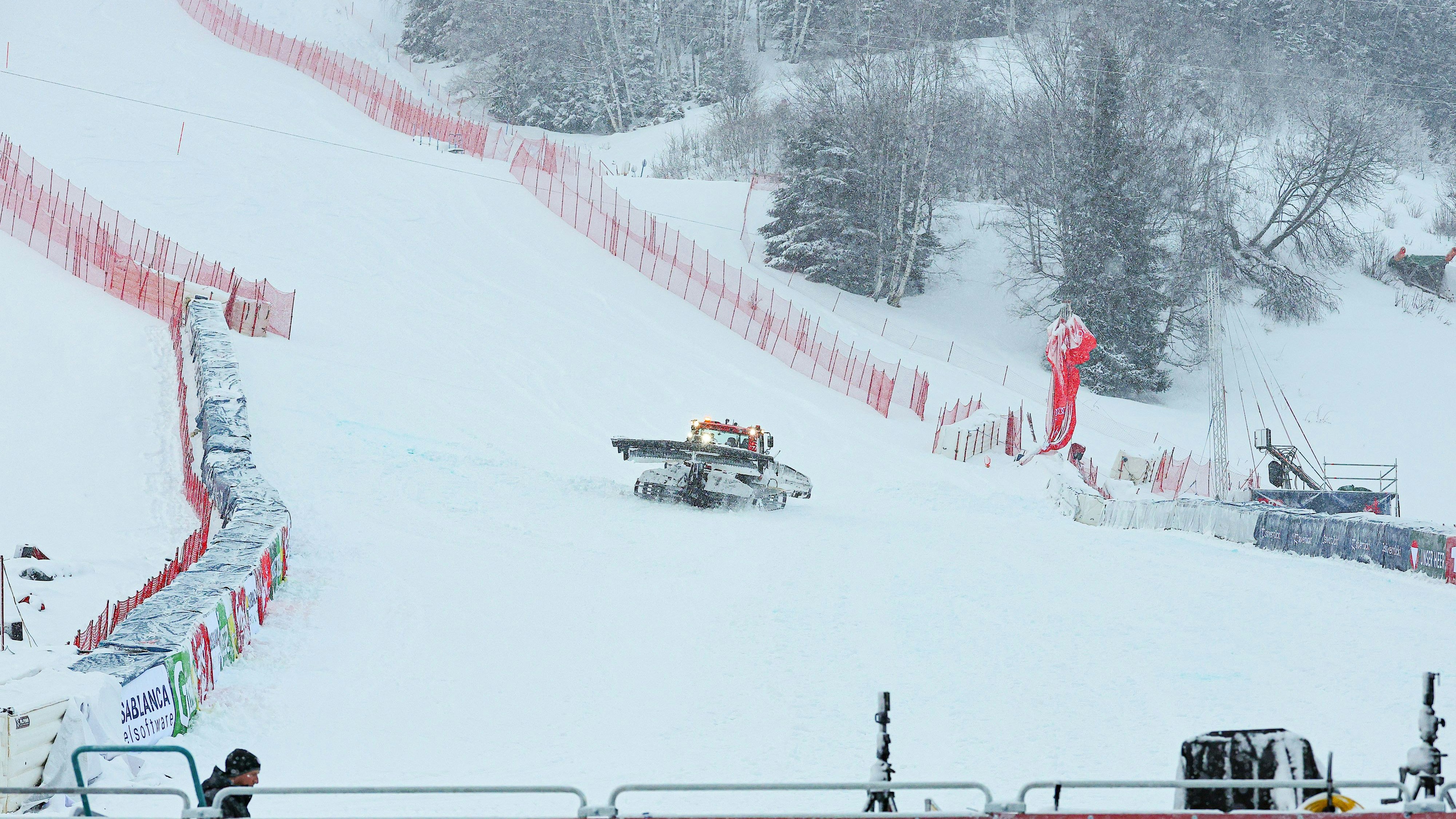 Heute.at - Zu viel Schnee – Training in St. Anton gestrichen