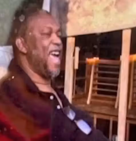 Anthony Mitchell wollte seinen Sohn, der Zerebralparese hatte, nicht alleine lassen.