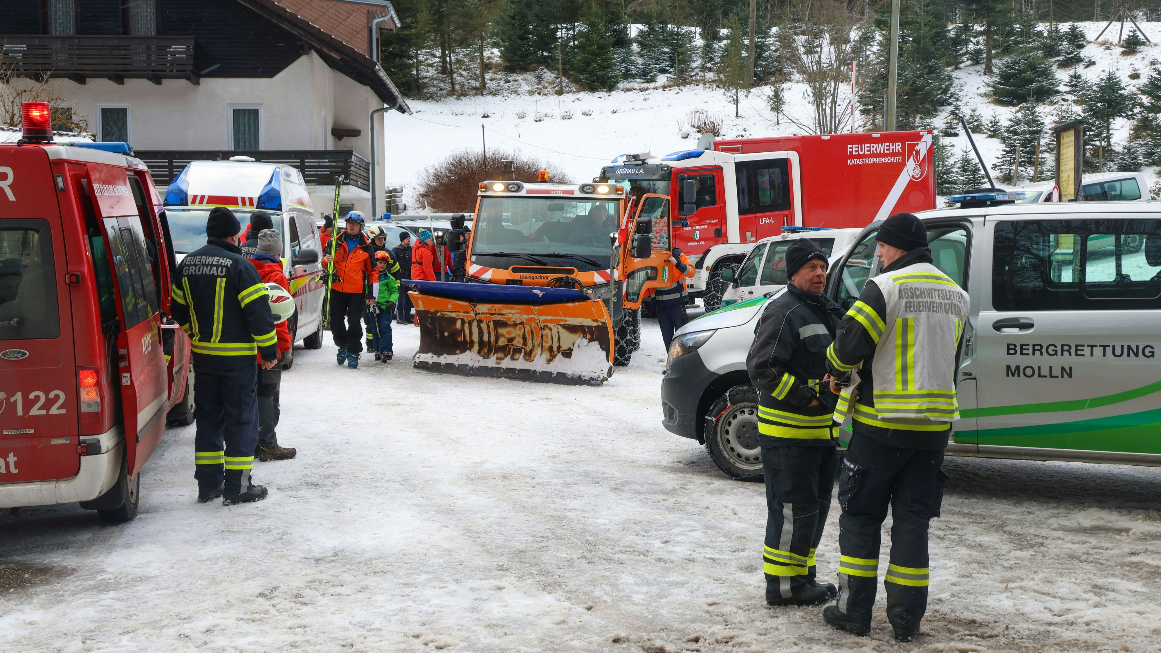 Heute.at - Zwischenfall bei Ski-Lift! 200 Wintersportler evakuiert