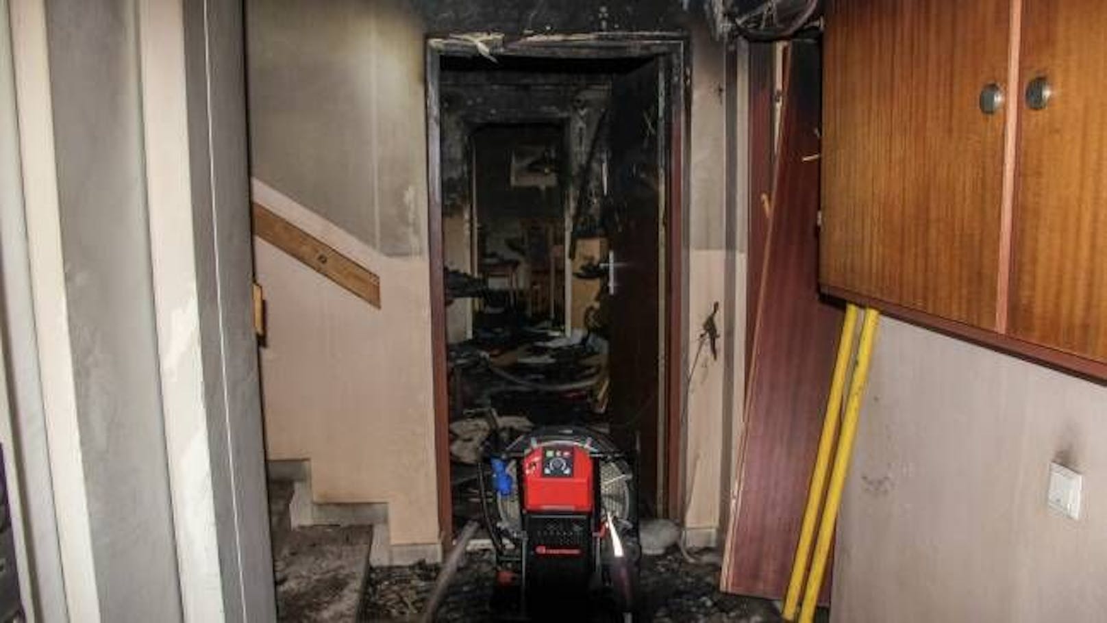 Bei dem Wohnungsbrand in Maria Enzersdorf kamen zwei Menschen ums Leben.