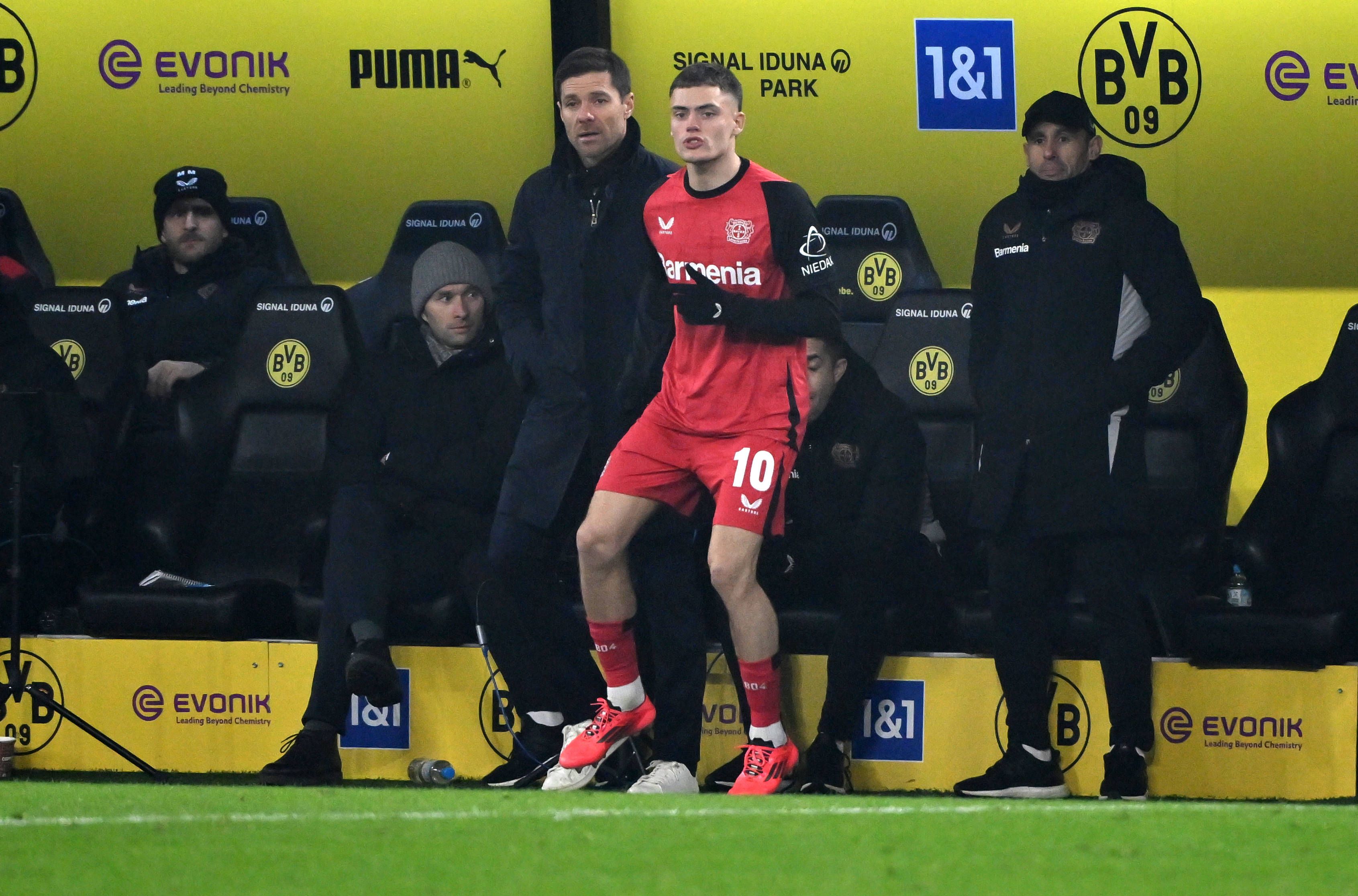 Leverkusen-Star Xabi Alonso wurde gegen Dortmund erst eingewechselt. 