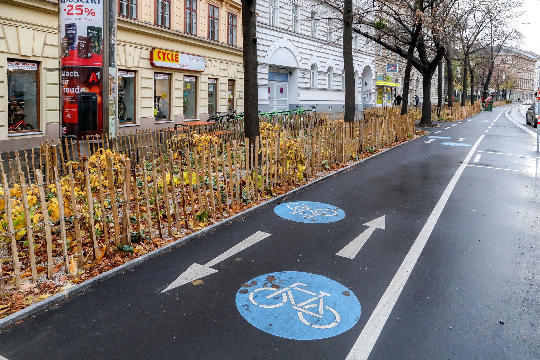 Durch die Radwegoffensive kann man besser in die Schule radeln.