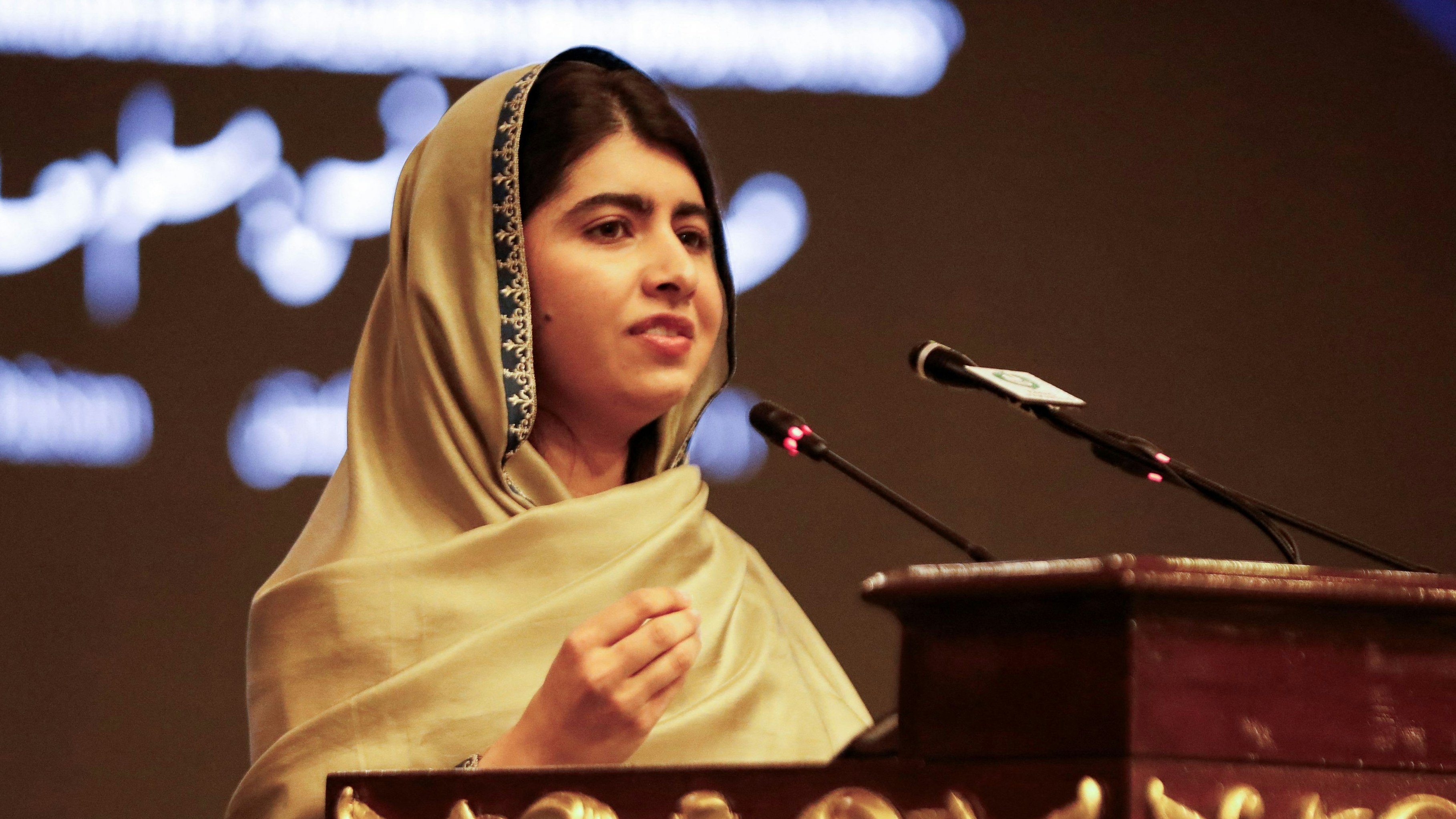 Friedensnobelpreisträgerin Malala Yousafzai beim Gipfel "Bildung für Mädchen in muslimischen Gemeinschaften: Herausforderungen und Chancen" in Islamabad zu Gast und kritisierte in ihrer Rede die Taliban.