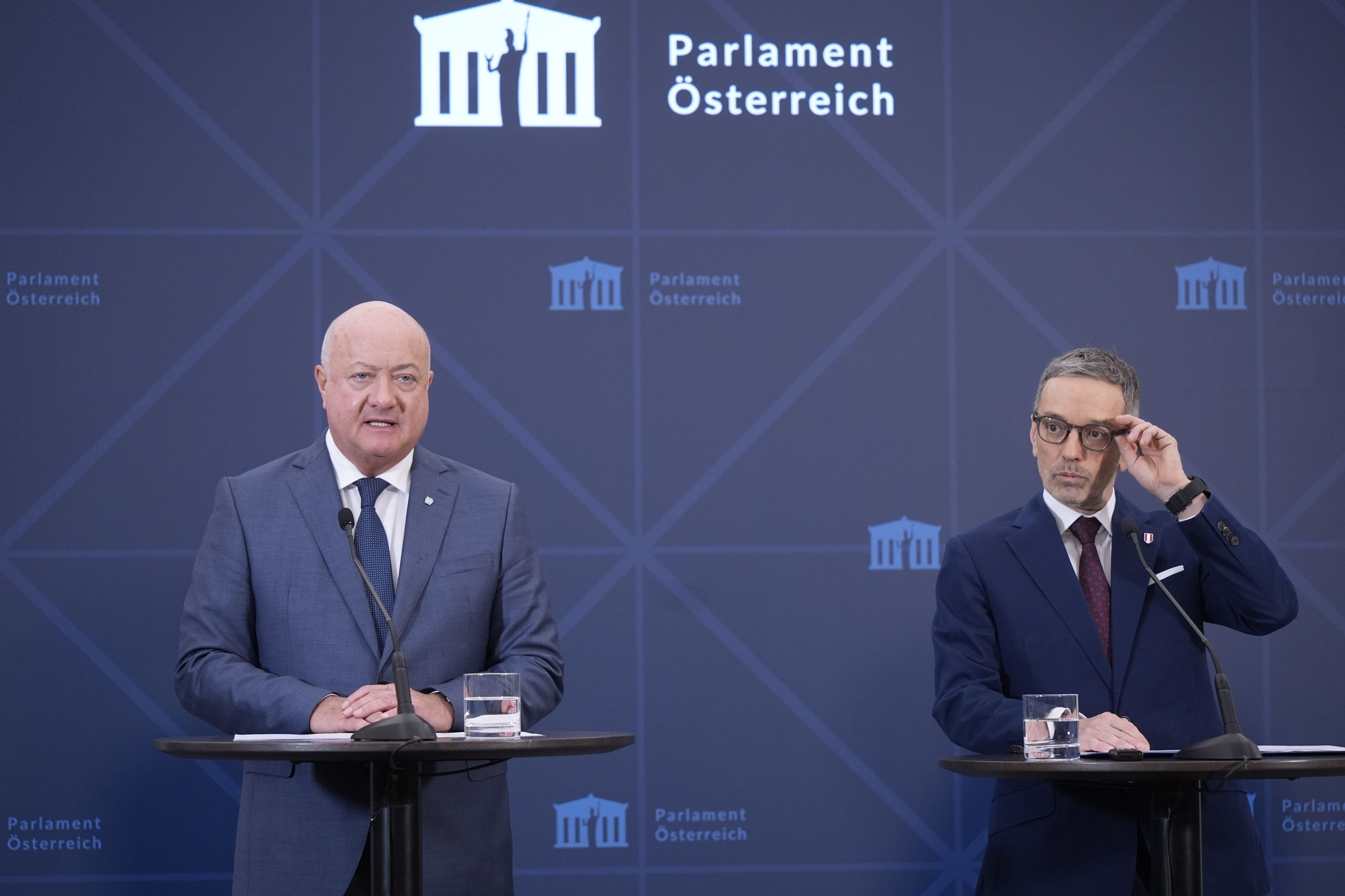FPÖ-Chef Herbert Kickl und ÖVP-Chef Christian Stocker informierten am Montag über den budgetären Pfad.