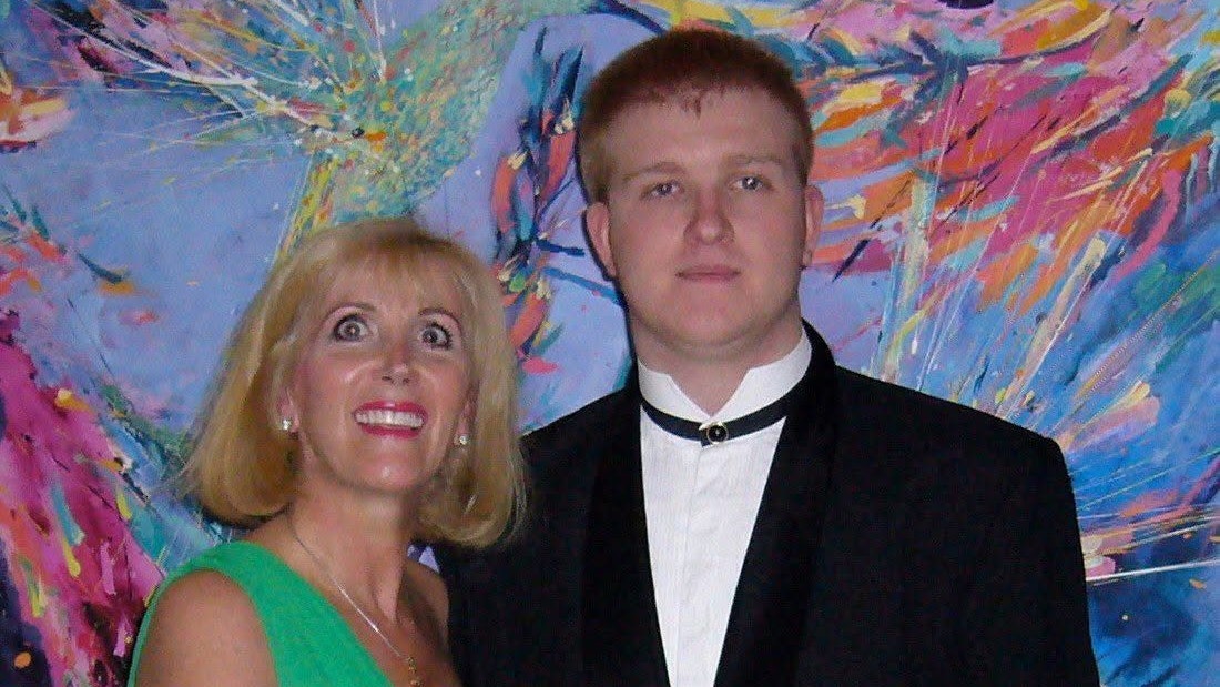 Rory Sykes (r.) und Mutter Shelley Sykes