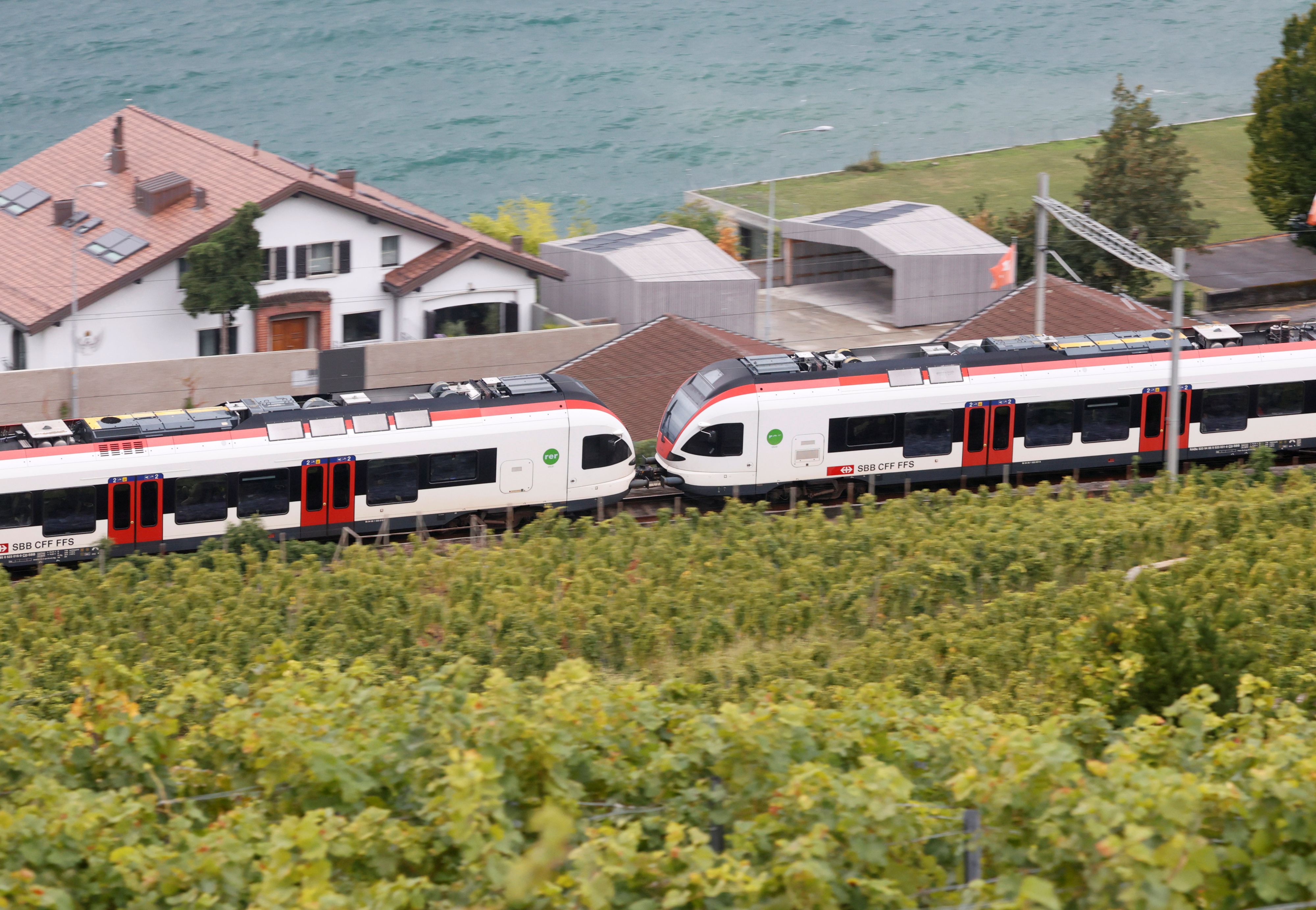 Die Heimfahrt von der Schule kommt ihnen jetzt teuer zu stehen. (Symbolbild)