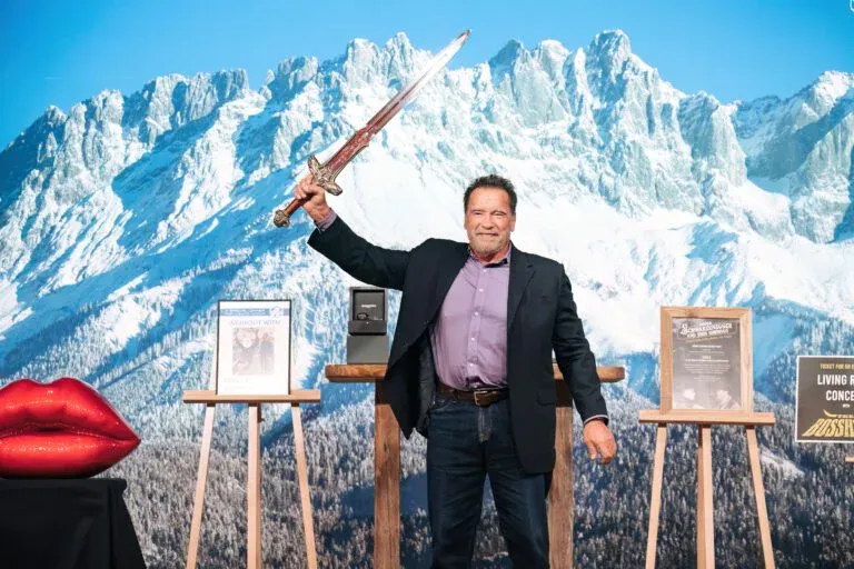 Arnold Schwarzenegger kehrt 2025 nach Kitzbühel für seine Charity-Auktion zurück.