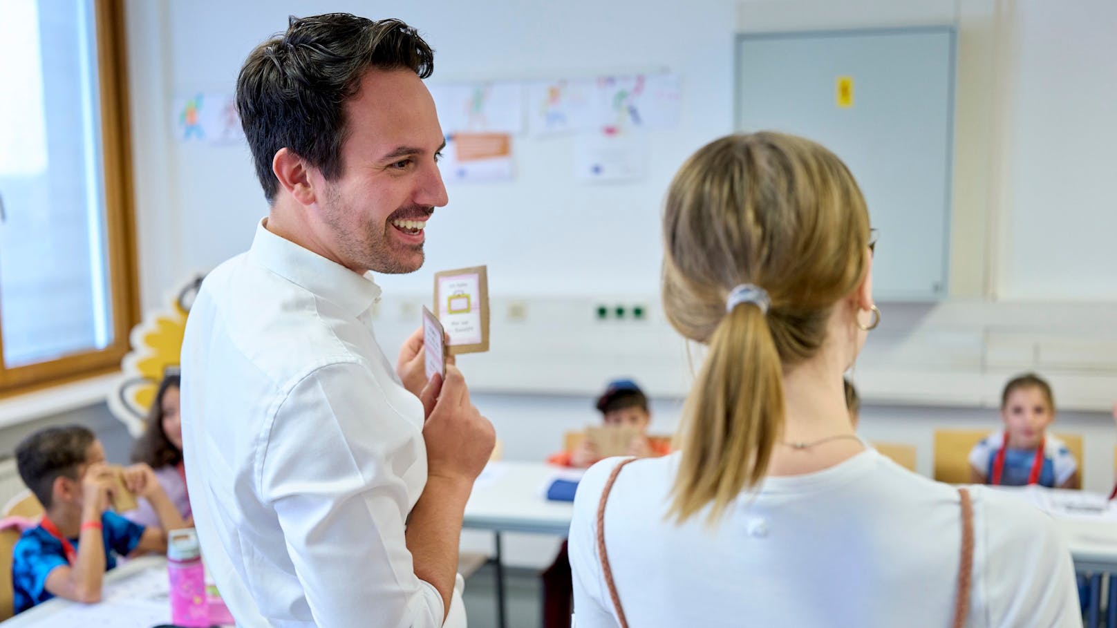 Schulen bekommen Hilfskräfte – "kein Plan erkennbar"