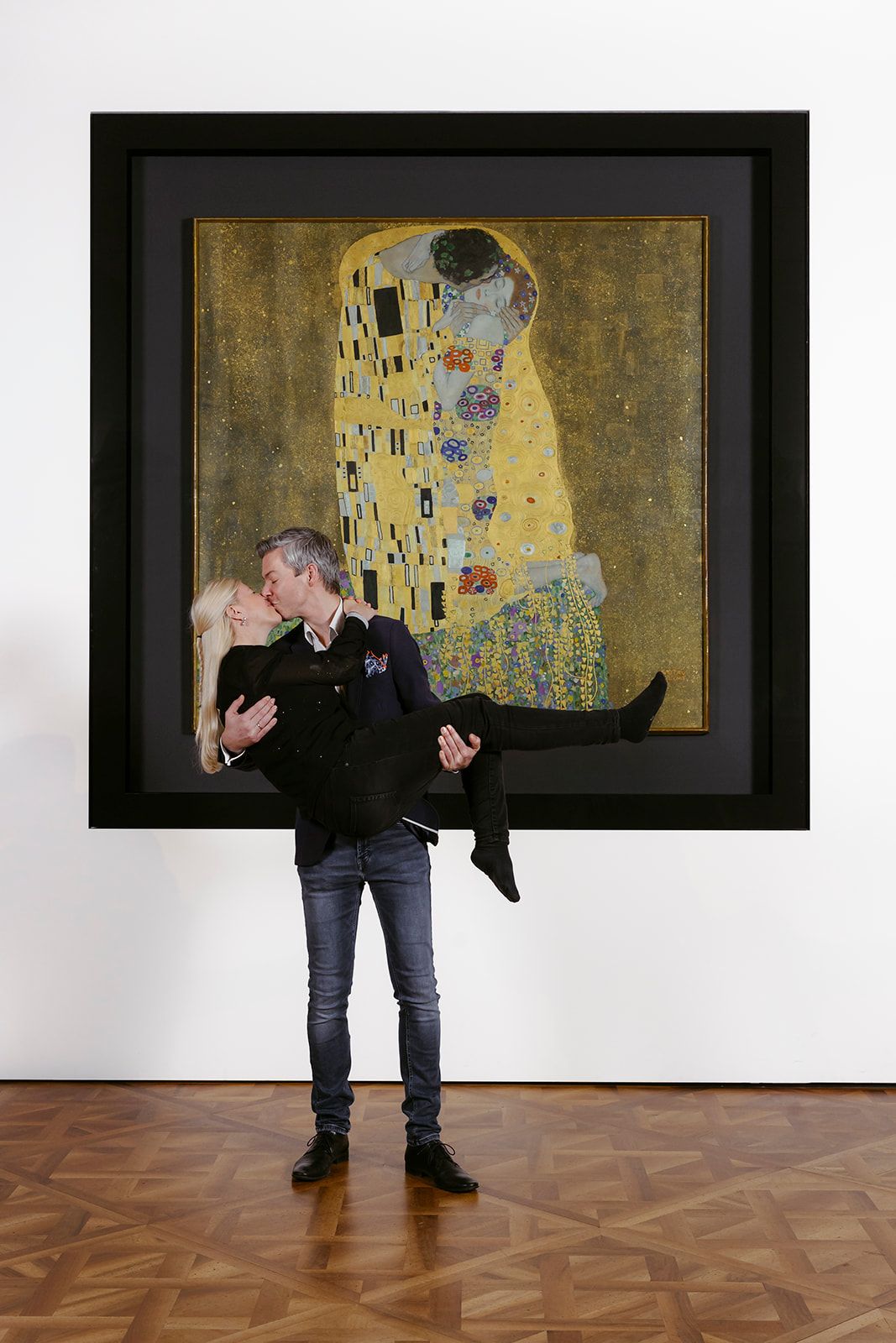 Das Belvedere lädt am Valentinstag zum Kuss vor dem 