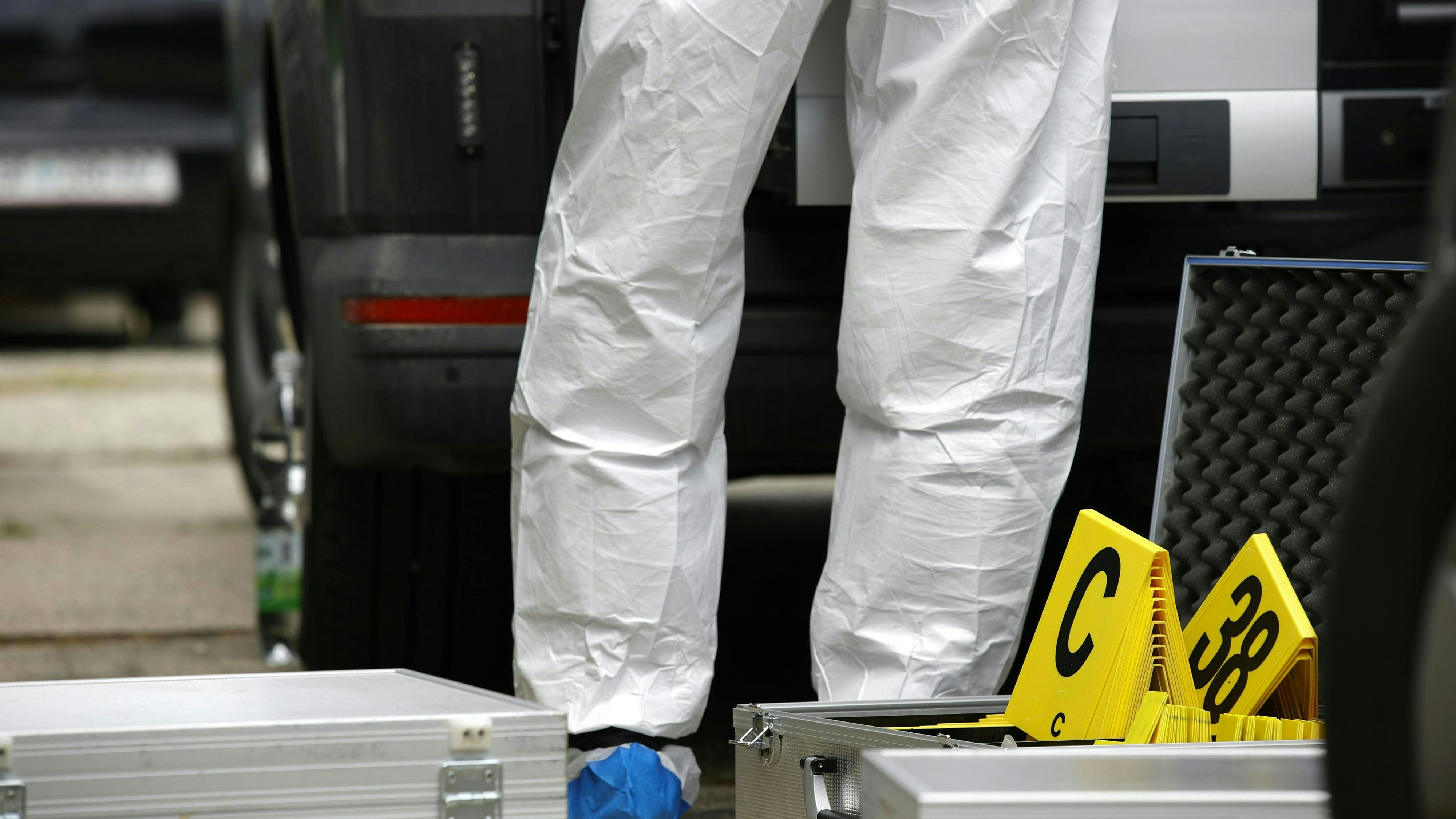 Heute.at - Einbrecher soll auch Mord begangen haben