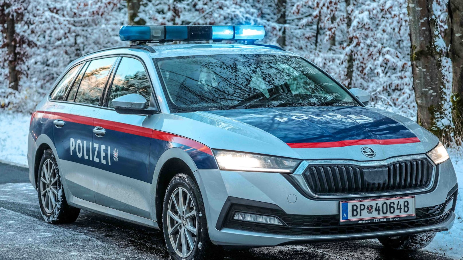 Polizei gibt "akute Warnmeldung" an alle Bürger aus