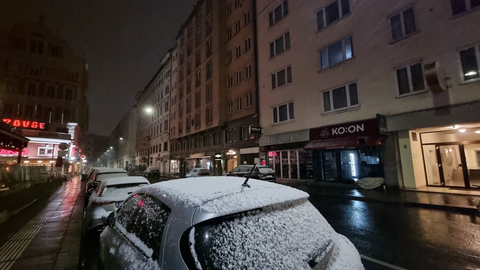 Gleich mehrere Bundesländer dürfen sich am Mittwoch über Schnee freuen – darunter auch die Bundeshauptstadt. "Heute" hat die Schneefotos aus den Bezirken.