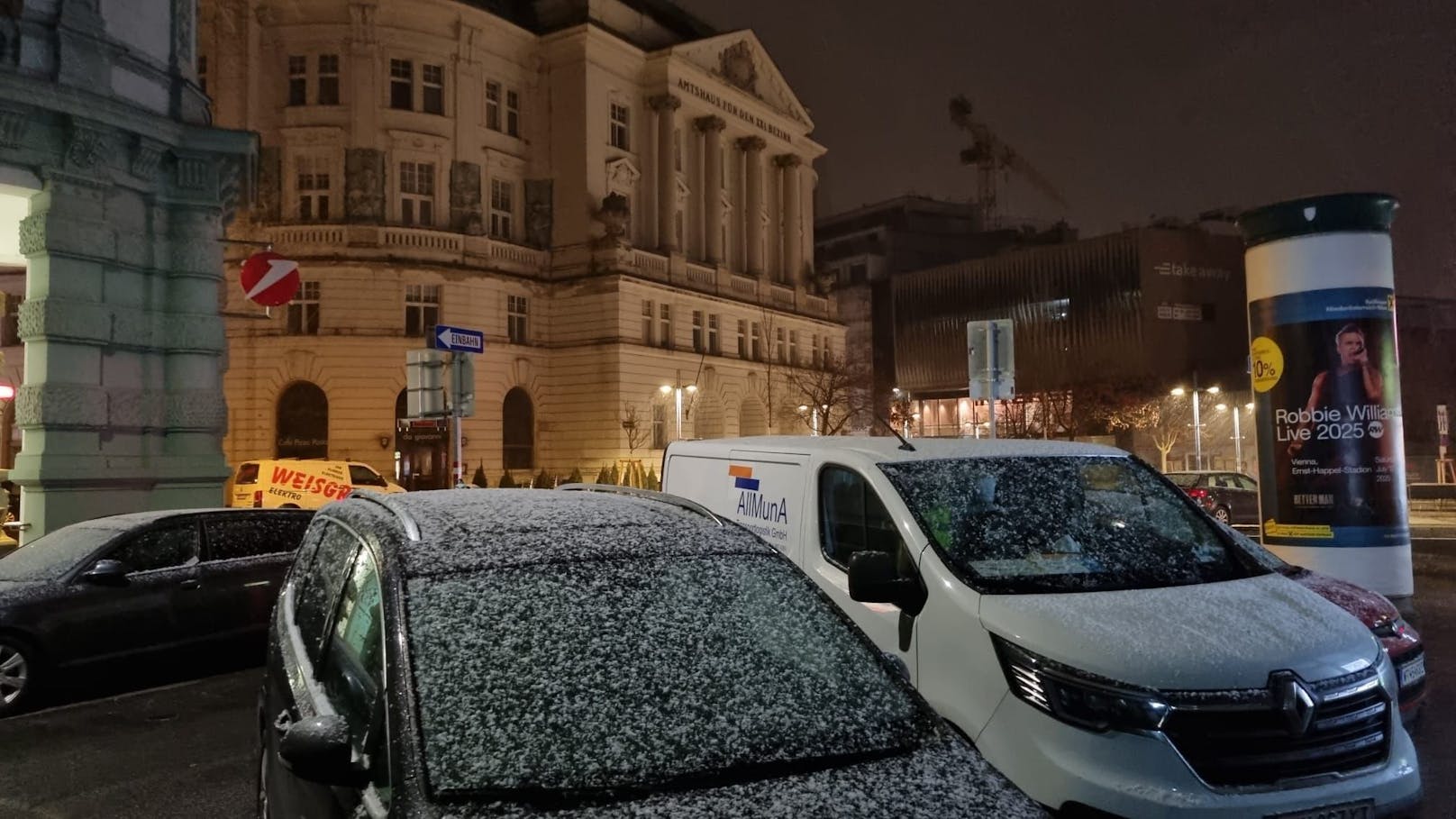 Gleich mehrere Bundesländer dürfen sich am Mittwoch über Schnee freuen – darunter auch die Bundeshauptstadt. "Heute" hat die Schneefotos aus den Bezirken.