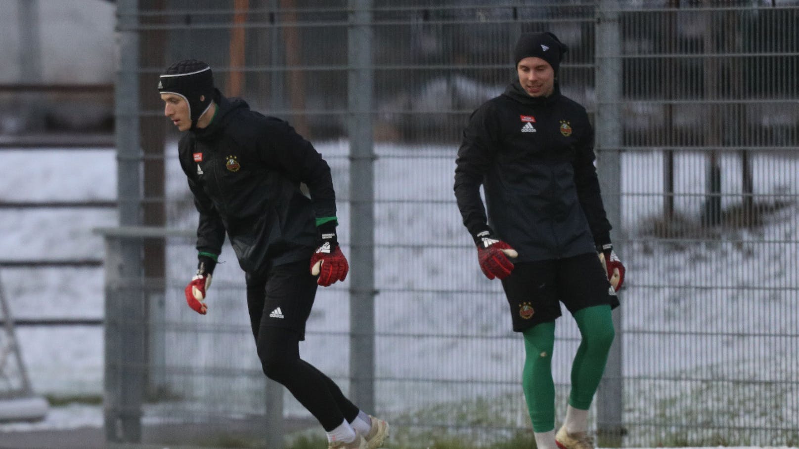 Rapid gibt Verpflichtung von Skandal-Torhüter bekannt