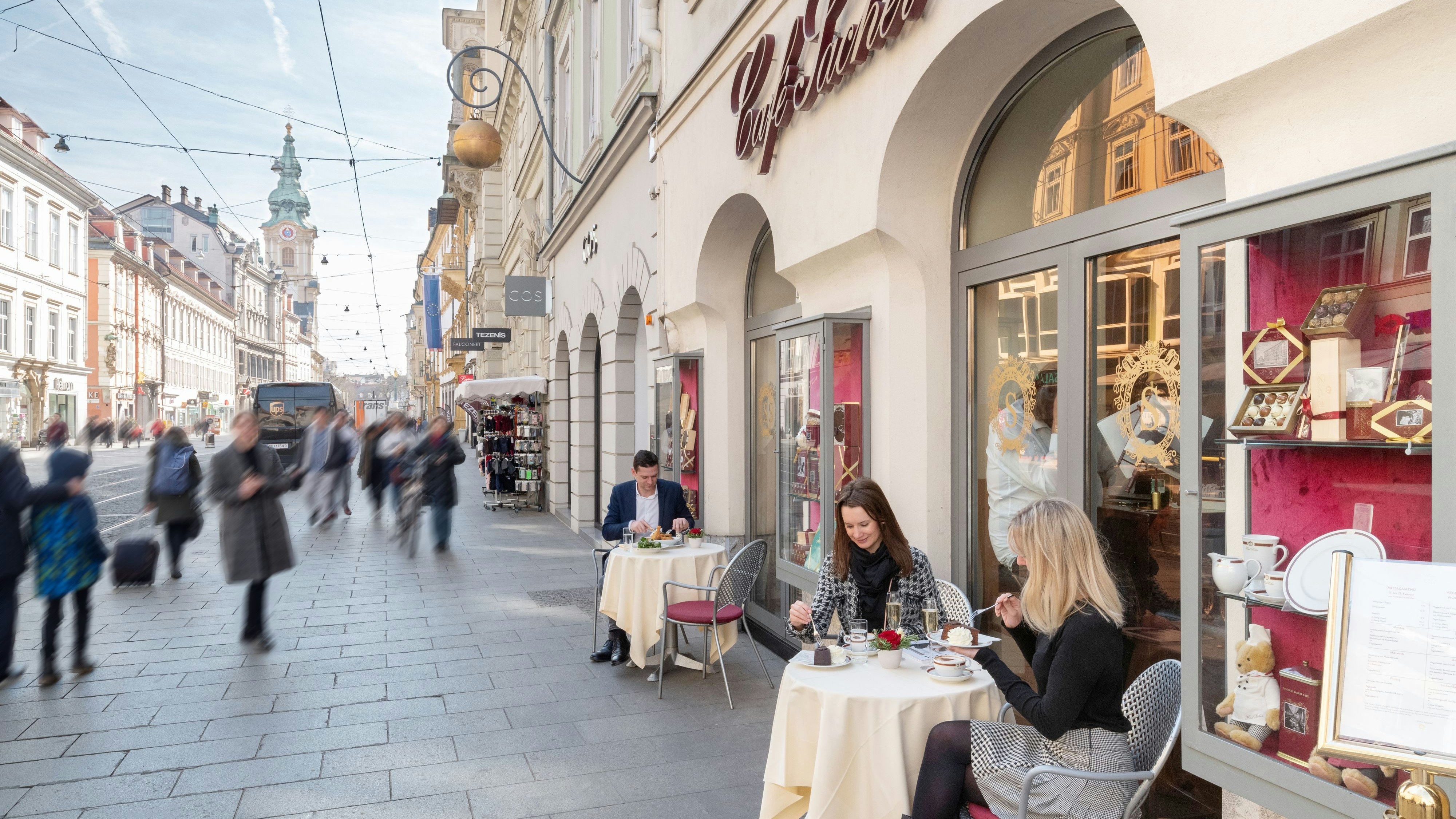 Heute.at - Schwere Entscheidung! Café Sacher sperrt zu