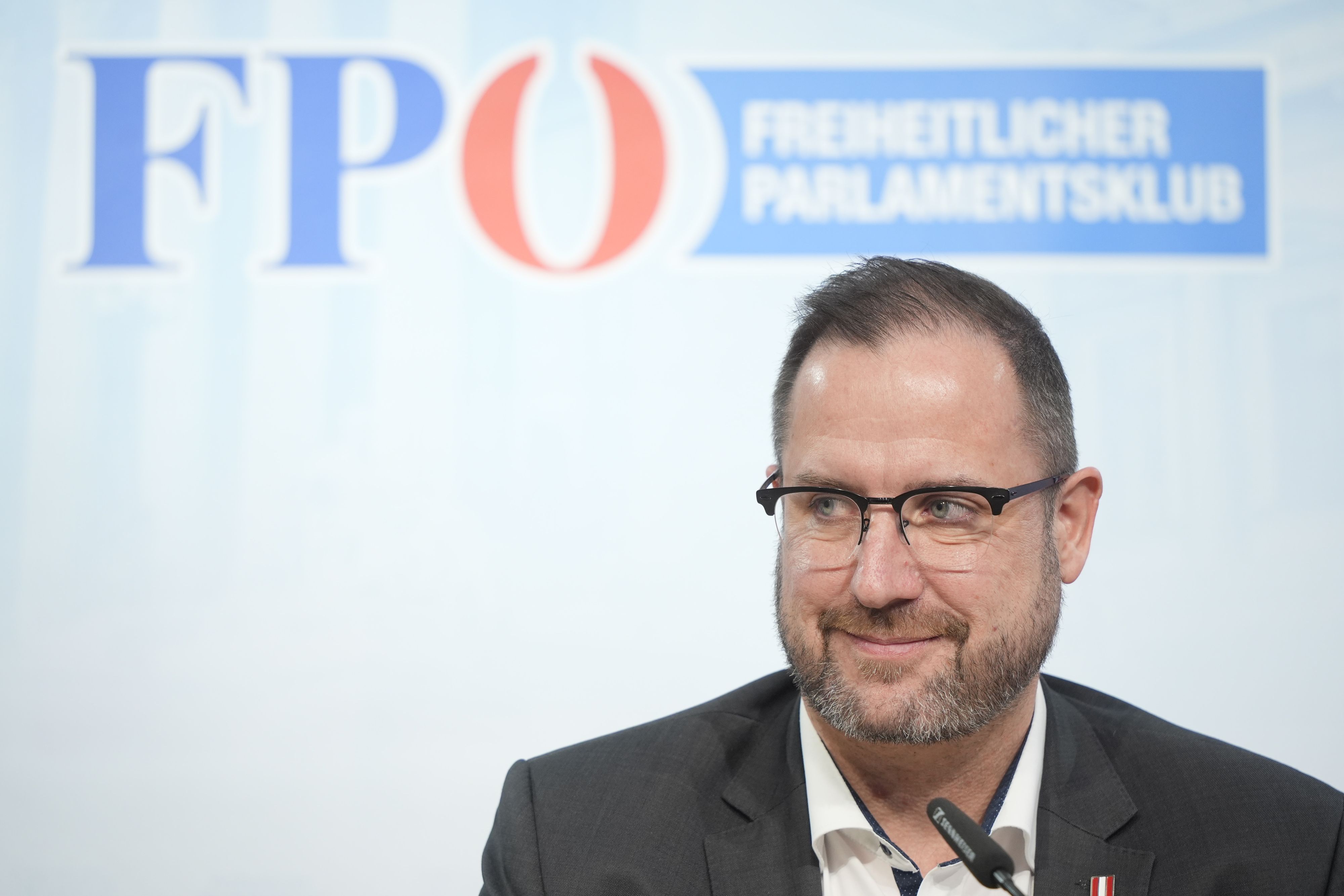 FPÖ-Generalsekretär Christian Hafenecker äußerte sich nun zu den Aussagen gegen die ÖVP.