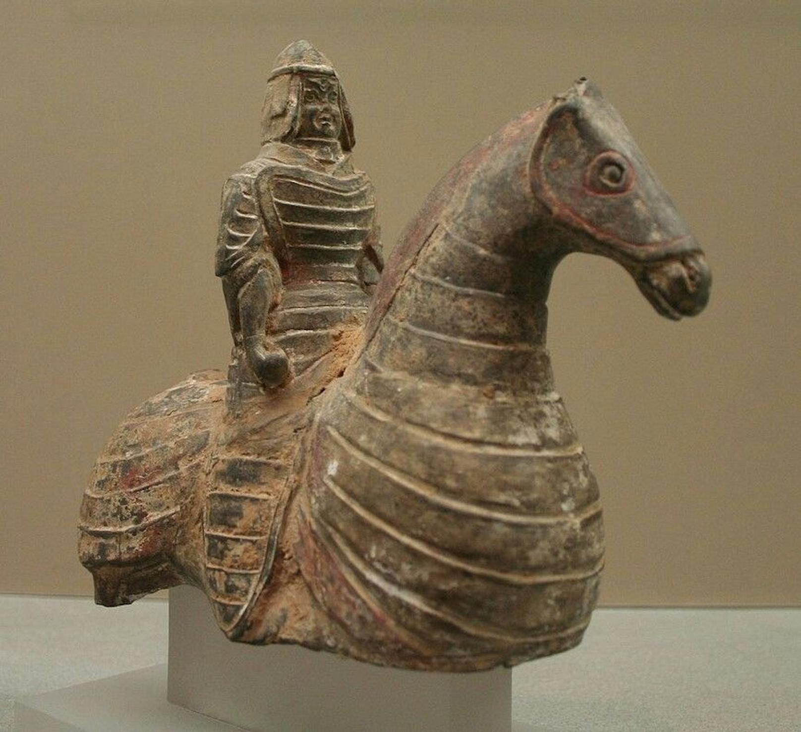 Steppenkrieger auf gepanzertem Pferd, Northern Wei Dynasty (386-534 CE). Cernuschi Museum, Paris