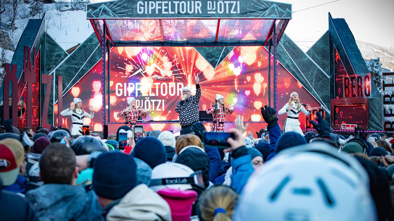 Nach fulminanten sieben Jahren der DJ Ötzi Gipfeltour laufen nun die Vorbereitungen für die achte Runde für das Jahr 2025 auf Hochtouren. „Back to the Roots“ – wie in den guten, alten Zeiten tourt Gerry Friedle mit Live-Show und DJ-Set durch die angesagtesten Skigebiete.