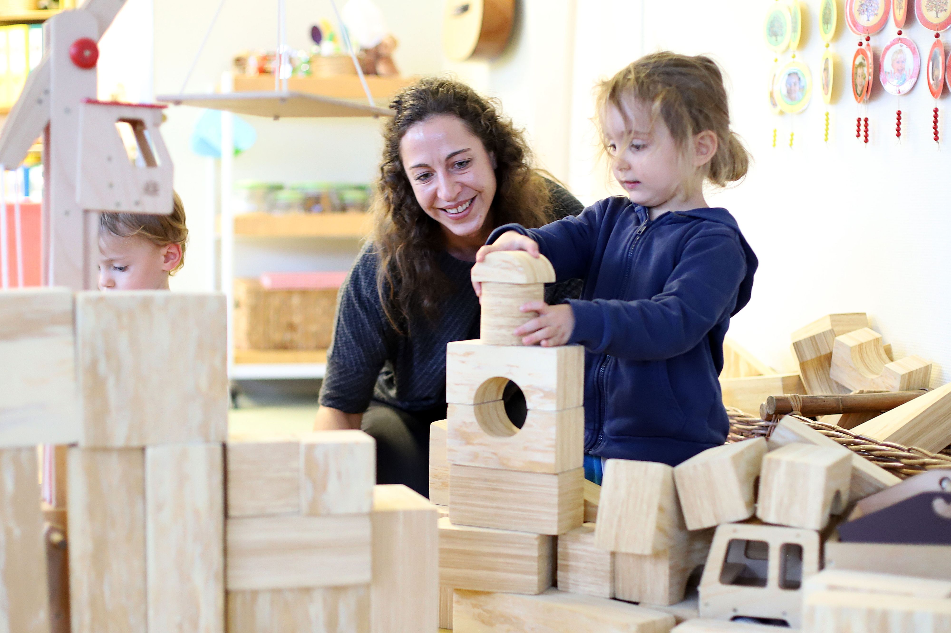 Kindergärtner setzen wichtige Grundlagen bei der Entwicklung der Kleinsten