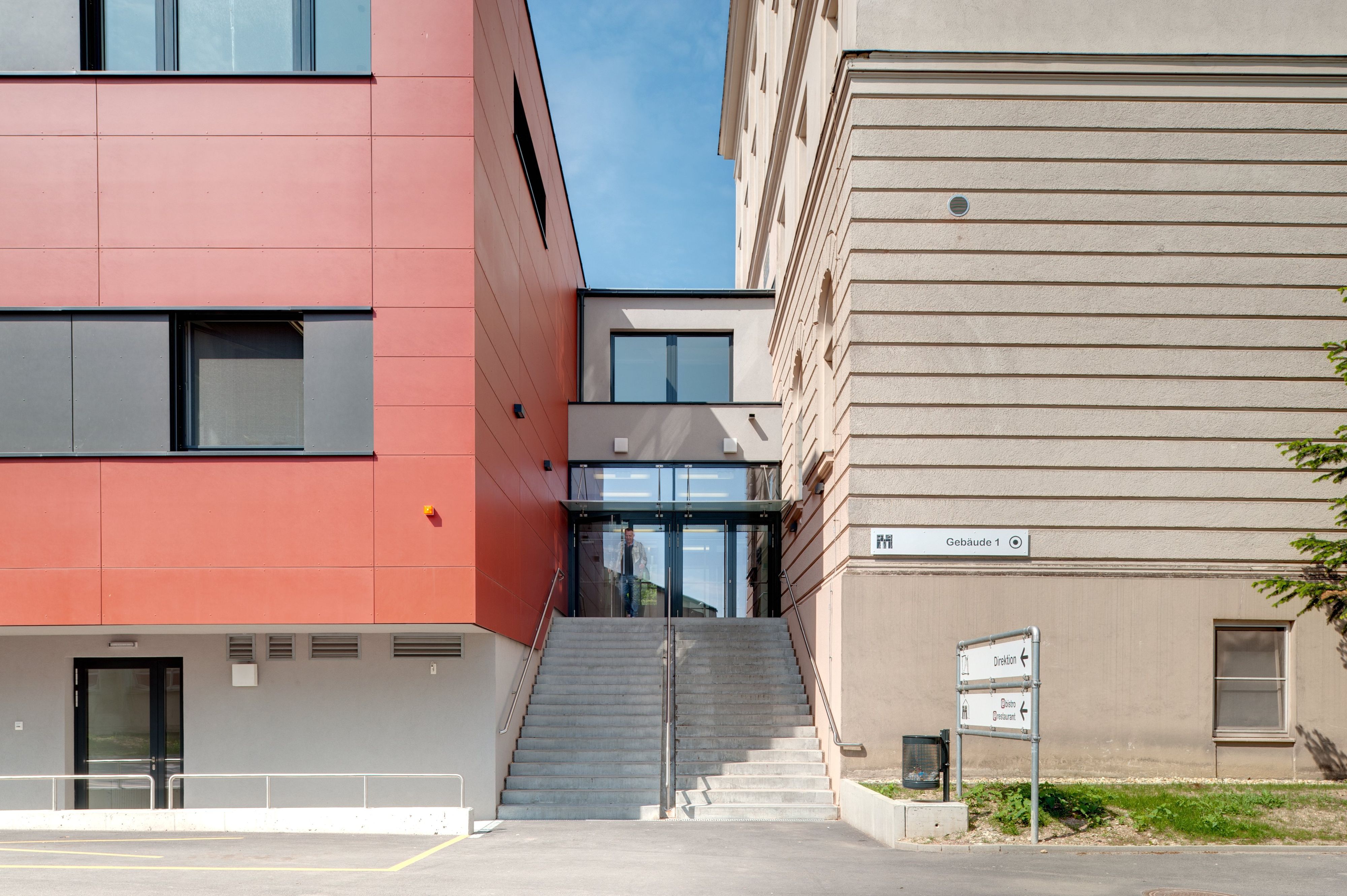 Die HTL Mödling ist die größte Schule in Österreich