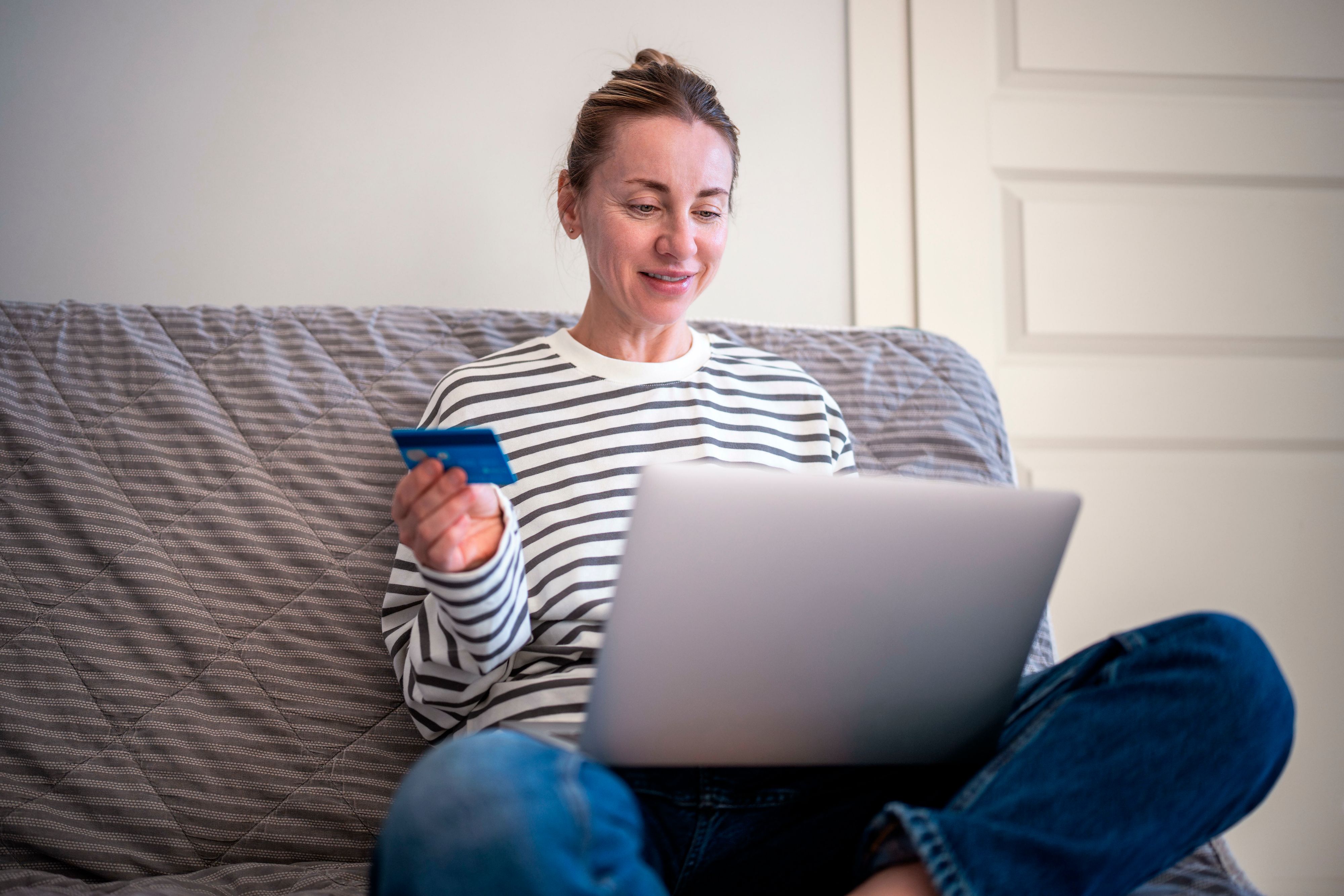 Ware, die aus dem Ausland kommt, kann oft nicht geprüft werden. (Symbolbild)