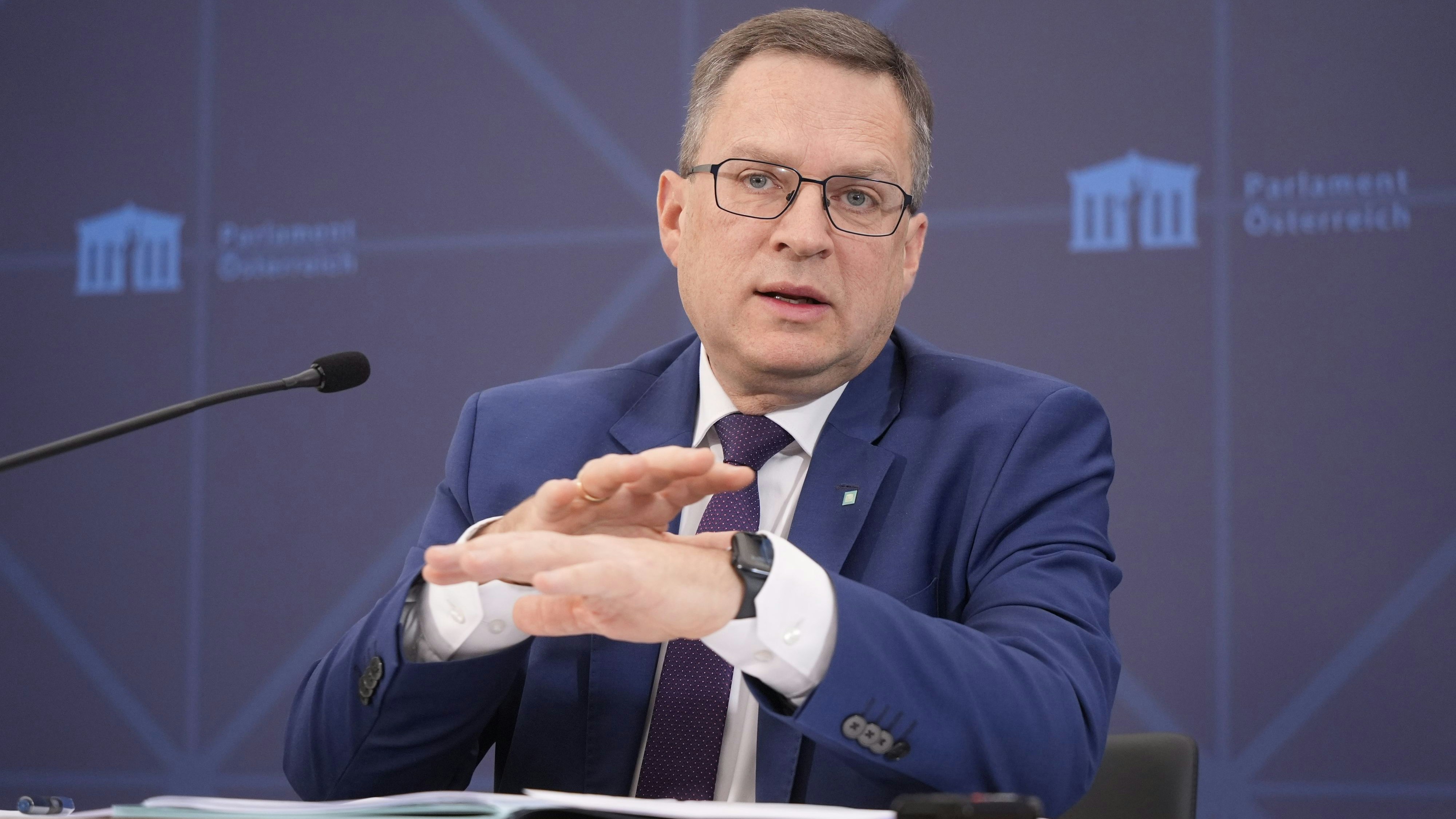 Heute.at - Justiz-Paukenschlag: ÖVP-Klubchef muss doch vor Gericht