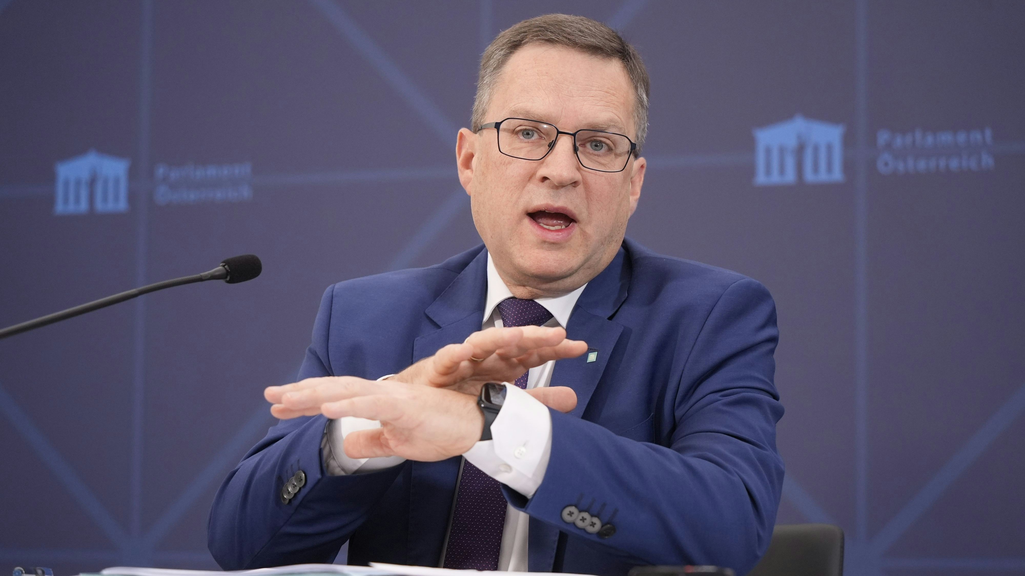 Heute.at - Damit wäre auch seine politische Karriere beendet