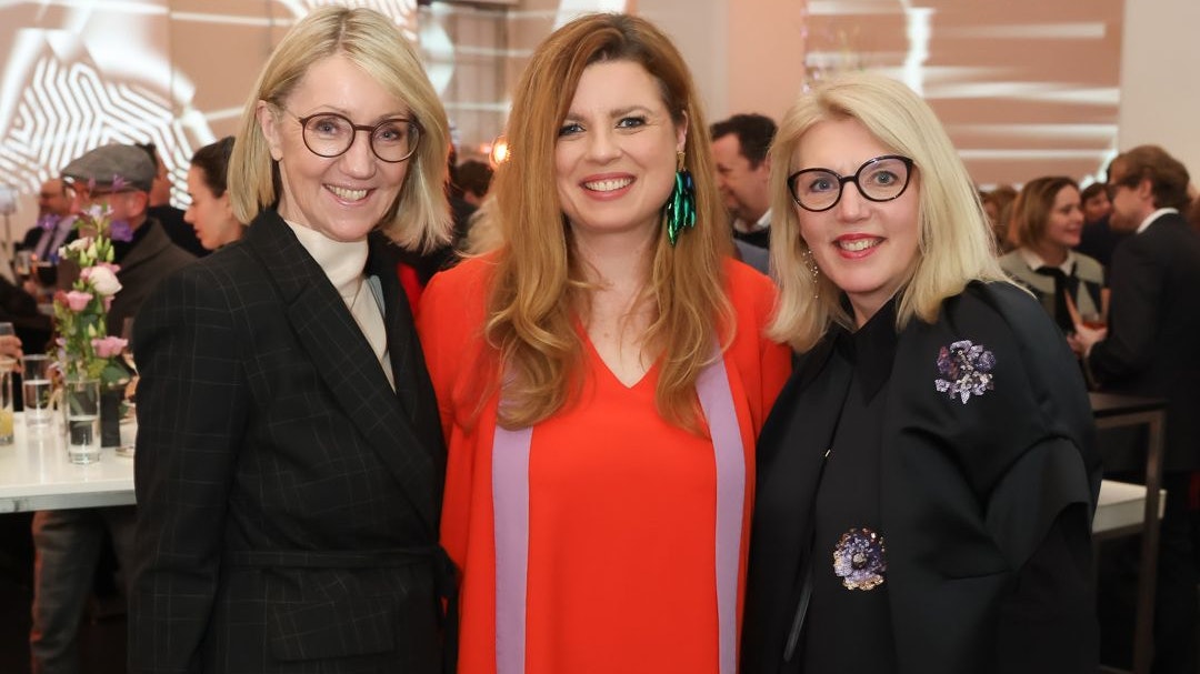 Gabi Zillner und Liane Seitz waren auch vor Ort. Simone Kopmajer sorgte mit Band für Stimmung.