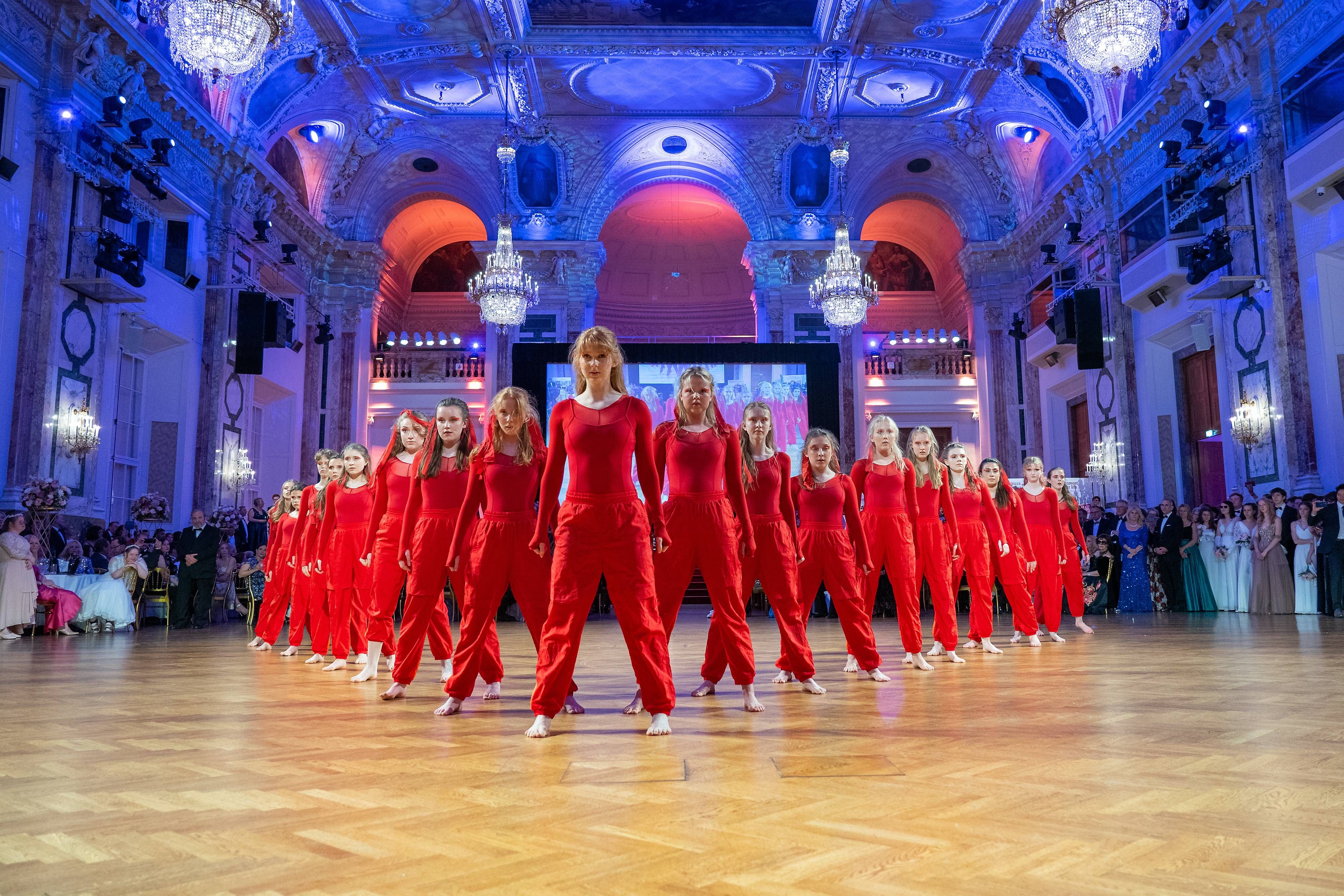 Der 18. Dancer against Cancer Ball findet am 10. Mai 2025 in der Wiener Hofburg statt!