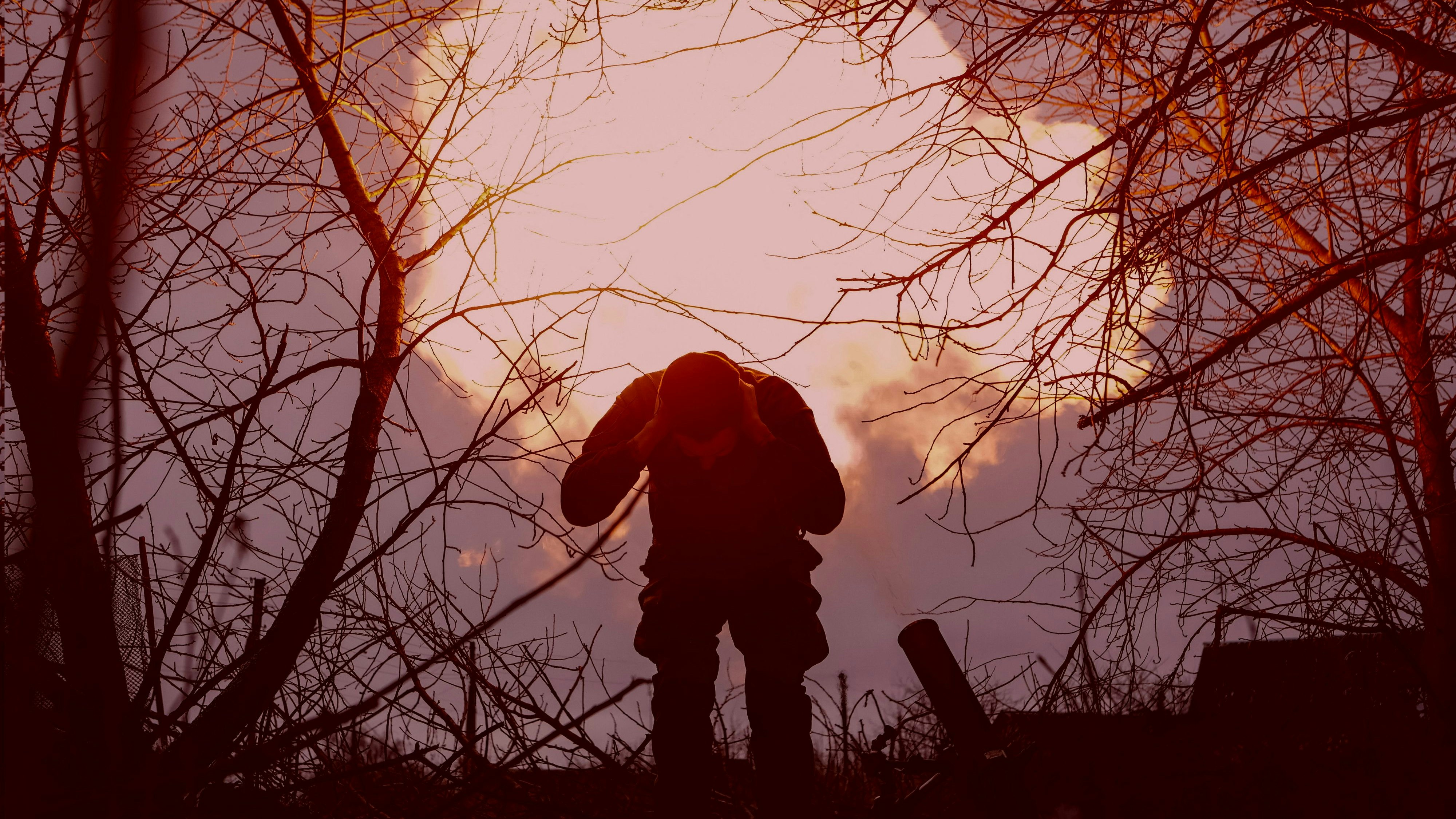 Heute.at - Ukraine schießt russisches Öllager völlig in Flammen