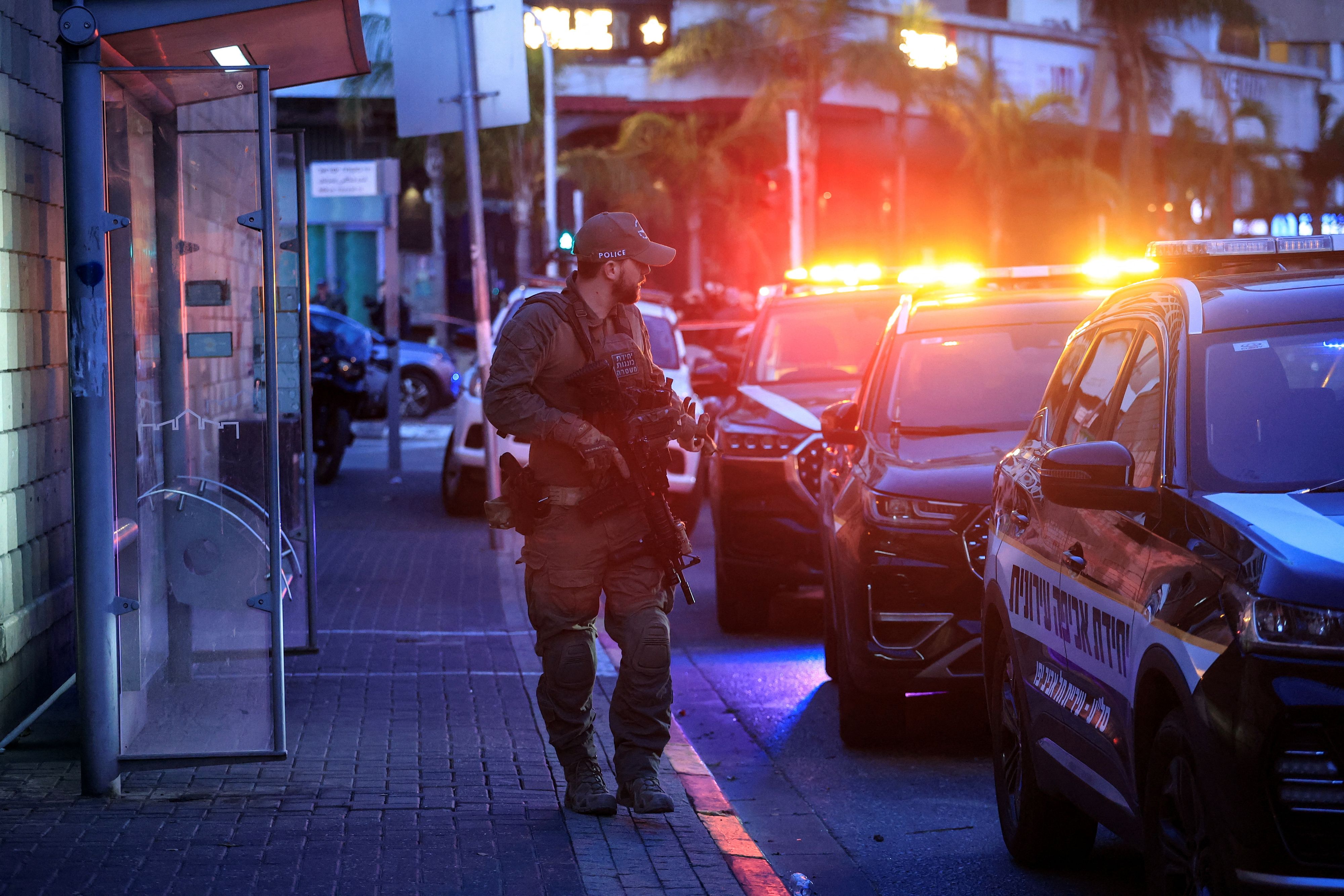 In Tel Aviv kam es zu einem Messerangriff, bei dem ein Mann schwer verletzt wurde.
