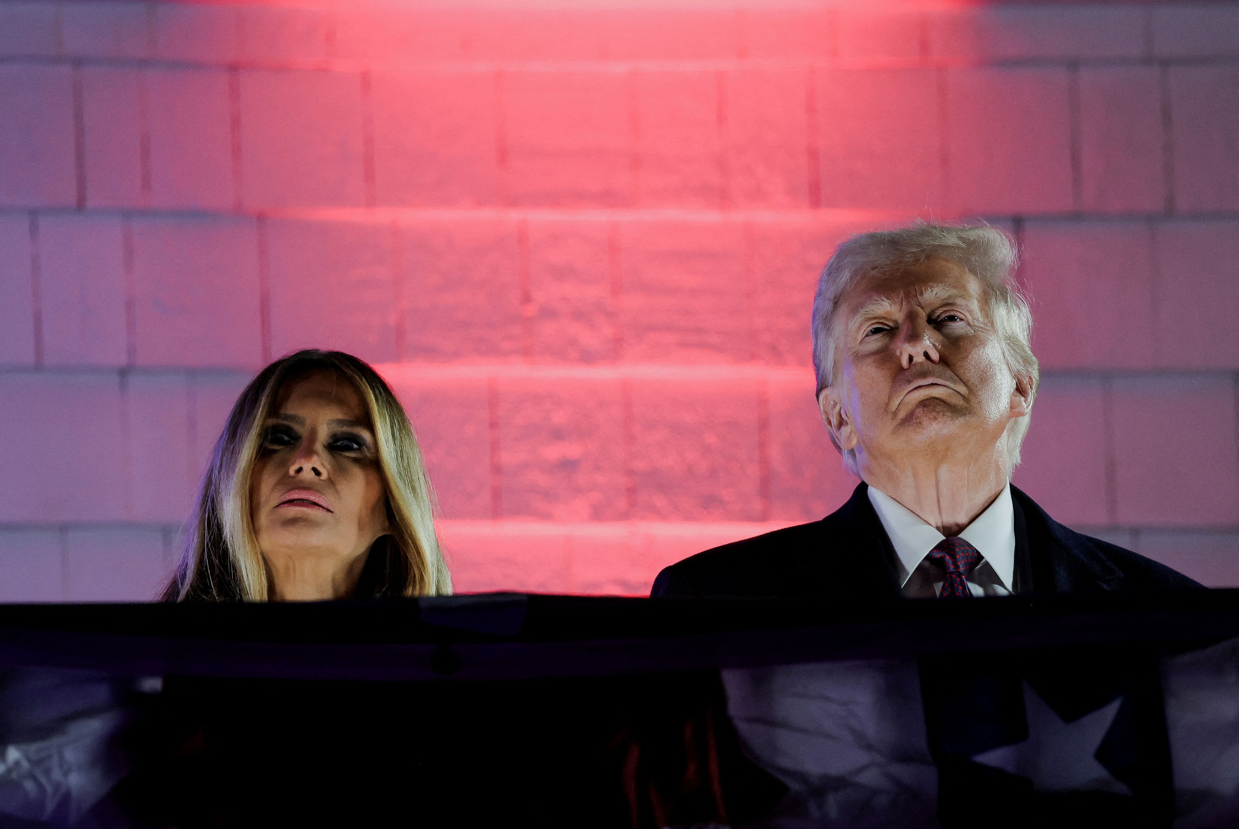 Der designierte US-Präsident Donald Trump und die erneute First Lady Melania Trump beziehen zum zweiten Mal das Weiße Haus. (Symbolbild)