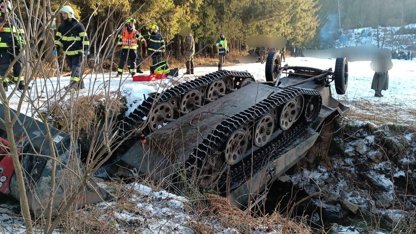 Auch Einsatzkräfte aus Oberösterreich waren vor Ort.