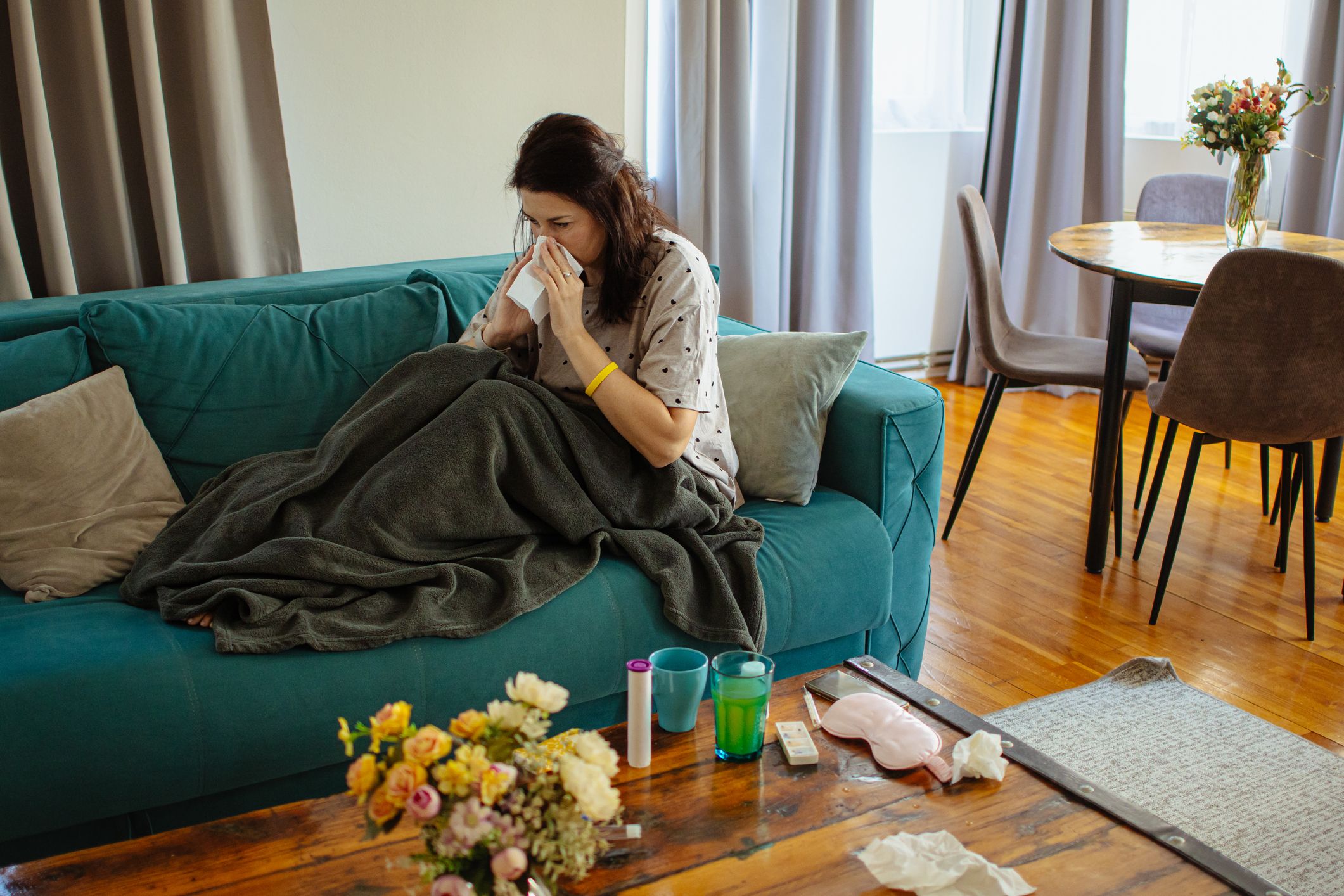 Gegen den Vorschlag, bei Kurz-Krankenständen Urlaub nehmen zu müssen, regt sich massiver Widerstand.