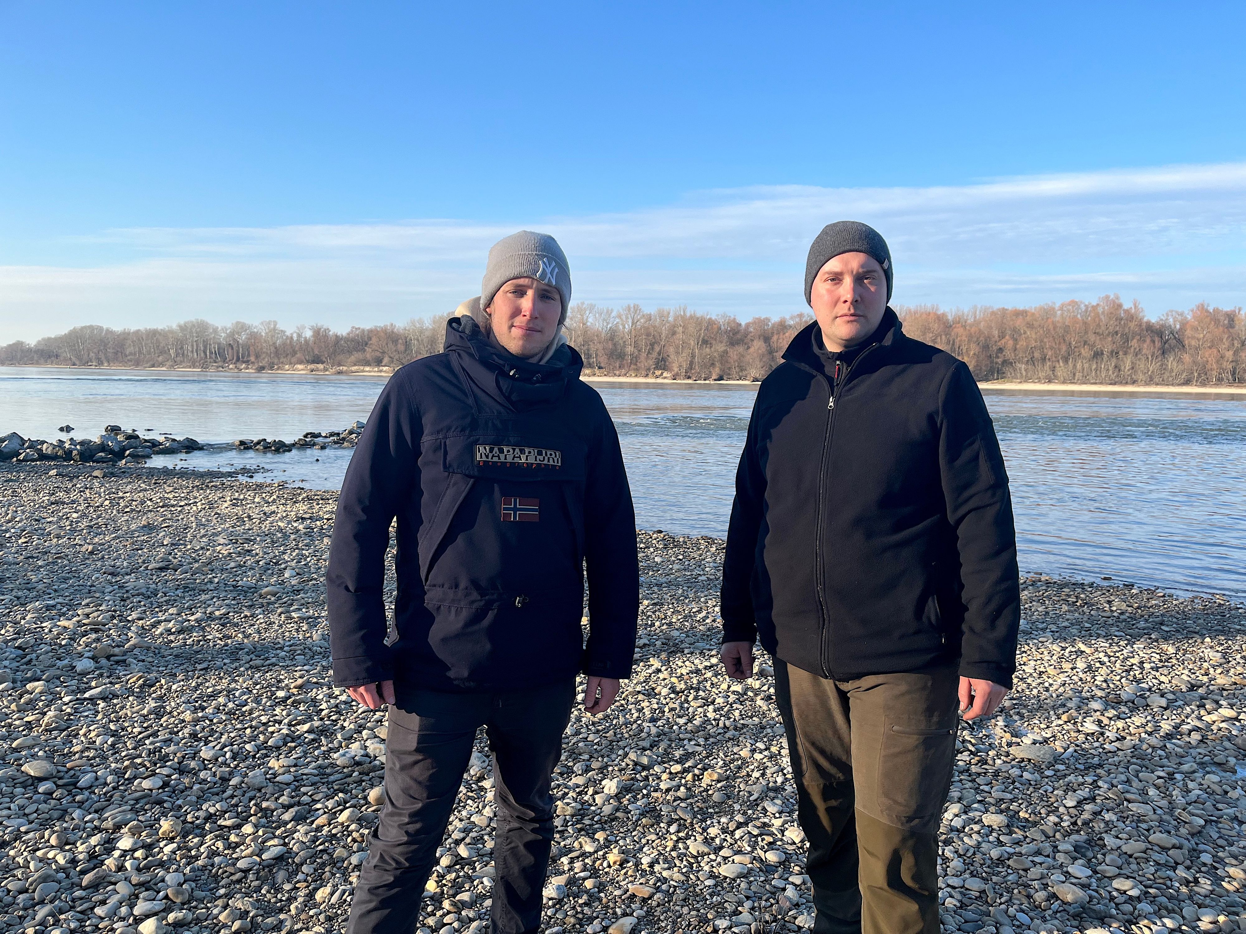 Wollen fragiles Öko-System vor den Wellen schützen: Die Fischamender Tobias Leister und Daniel Albrecht