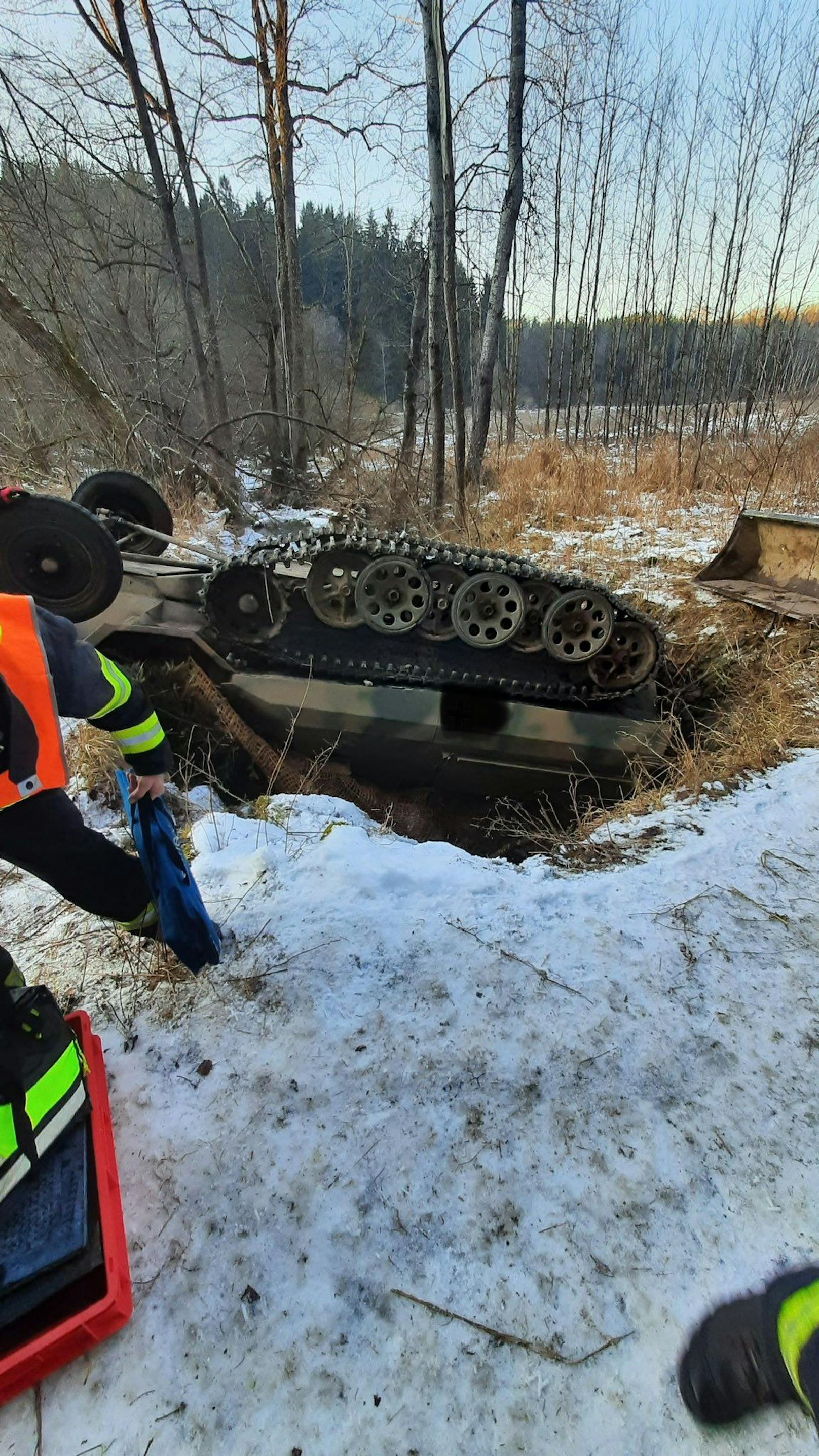 Bei einer Vorführung von militärhistorischen Fahrzeugen passierte der folgenschwere Unfall mit dem Panzer.