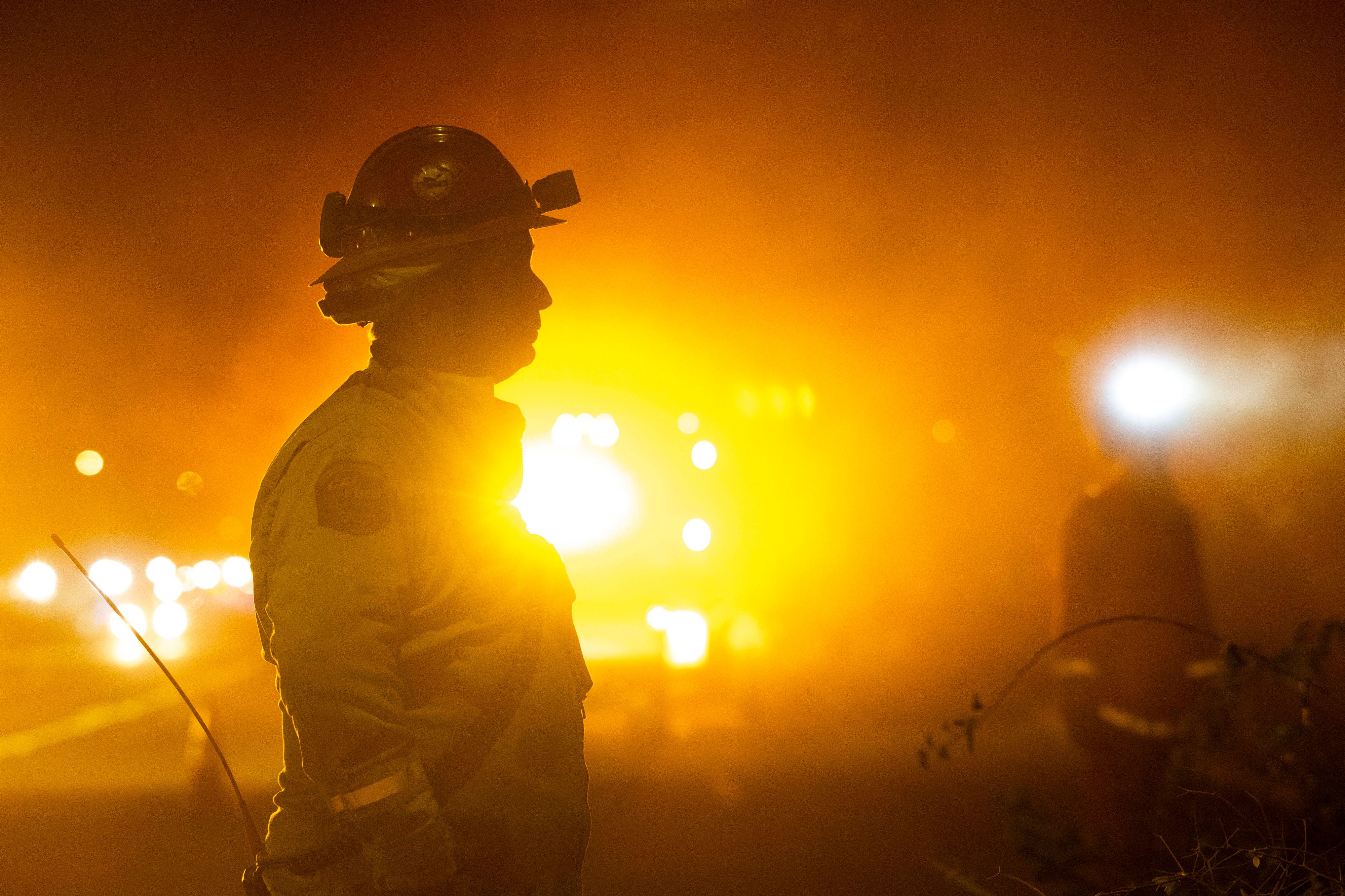 Starker Wind könnte die Brände im Raum Los Angeles weiter ausbreiten. (Symbolbild)