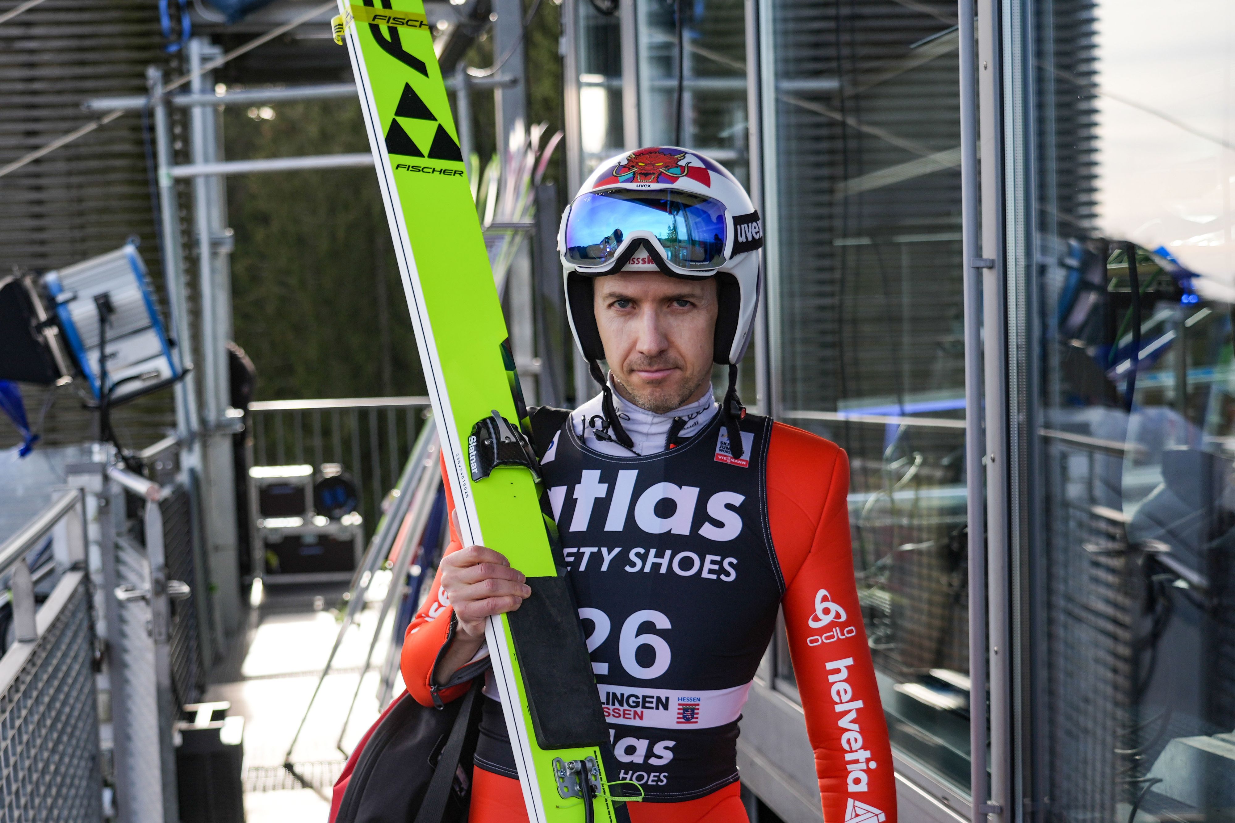 Simon Ammann springt seiner alten Form hinterher.