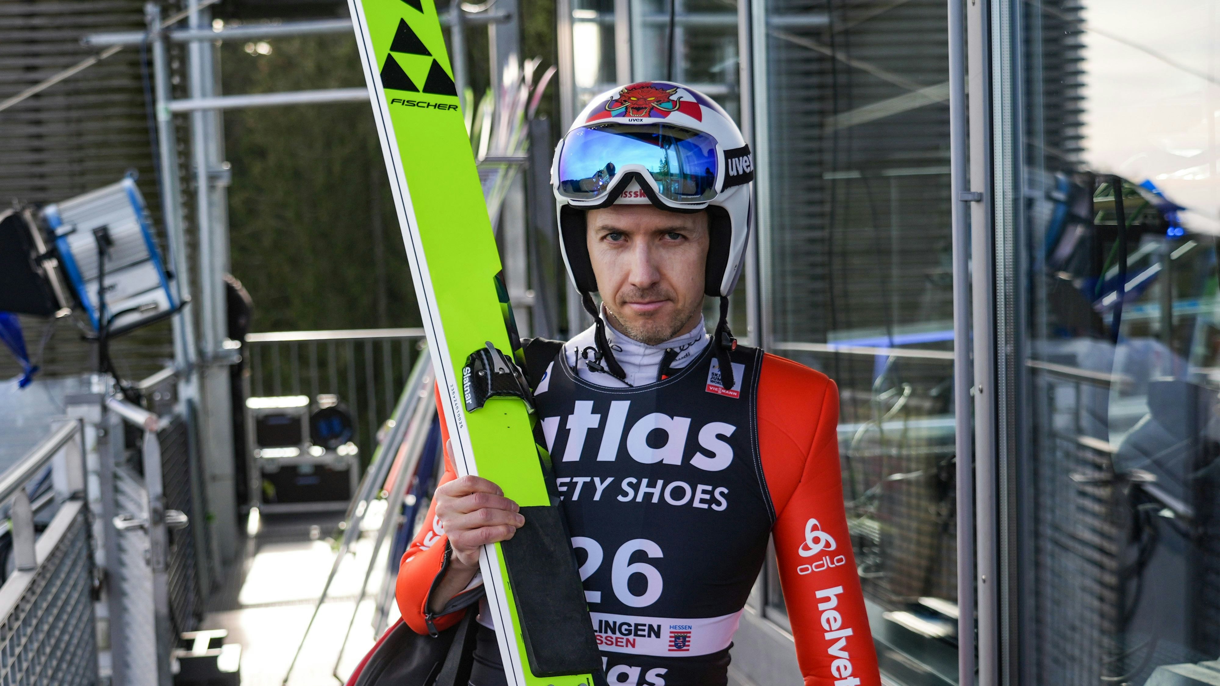 Simon Ammann springt seiner alten Form hinterher.